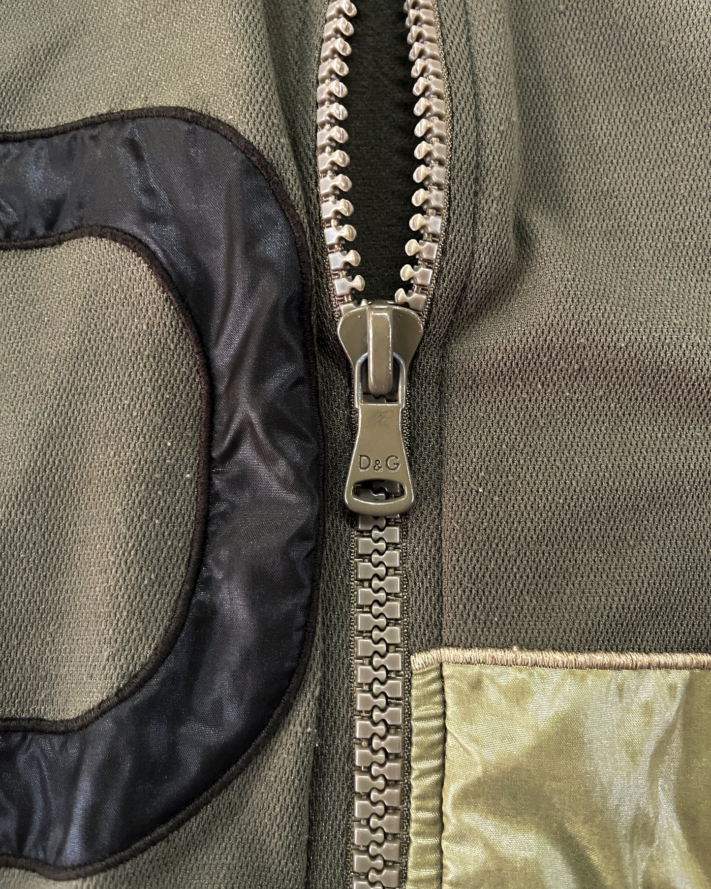 D&G BIG LOGO ZIPPER