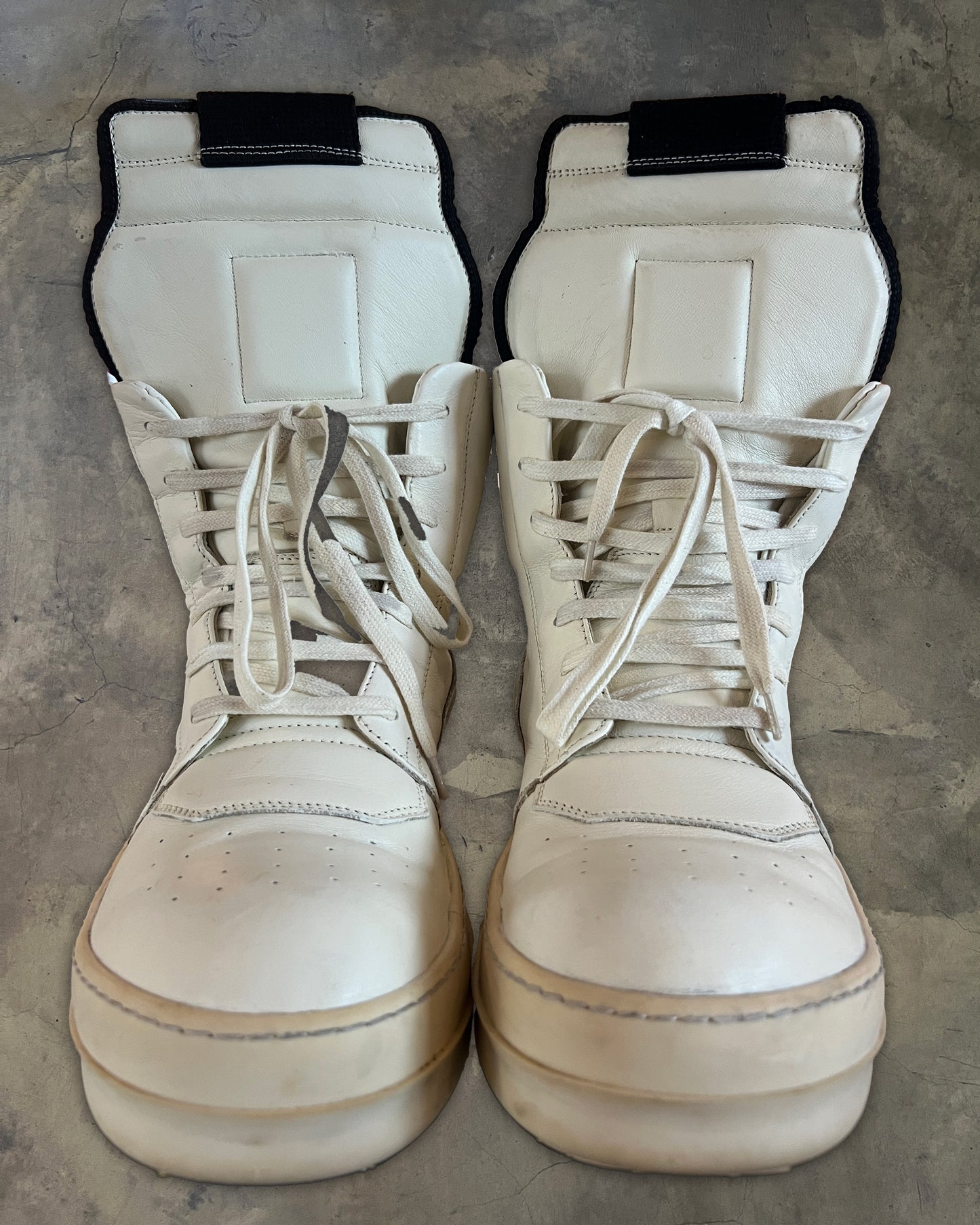 RICK OWENS MILK GEOBASKET 42