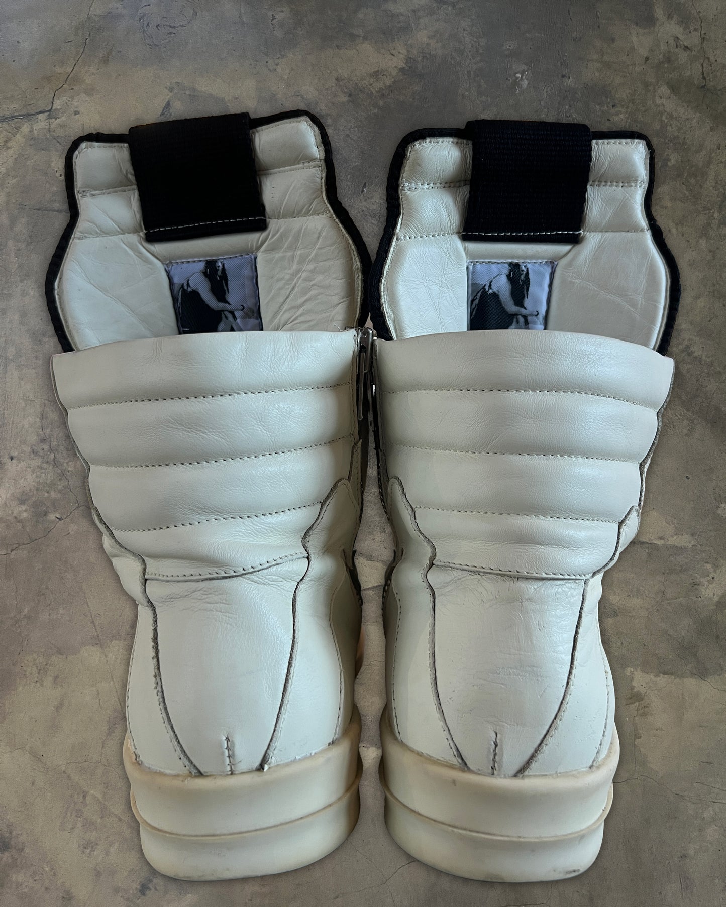 RICK OWENS MILK GEOBASKET 42