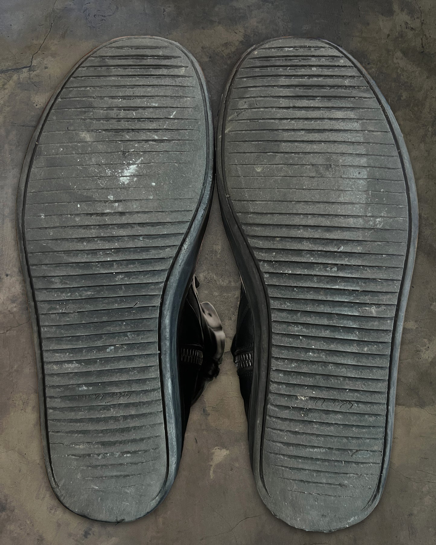 RICK OWENS SS2018 "DIRT" TRIPLE BLACK GEOBASKETS