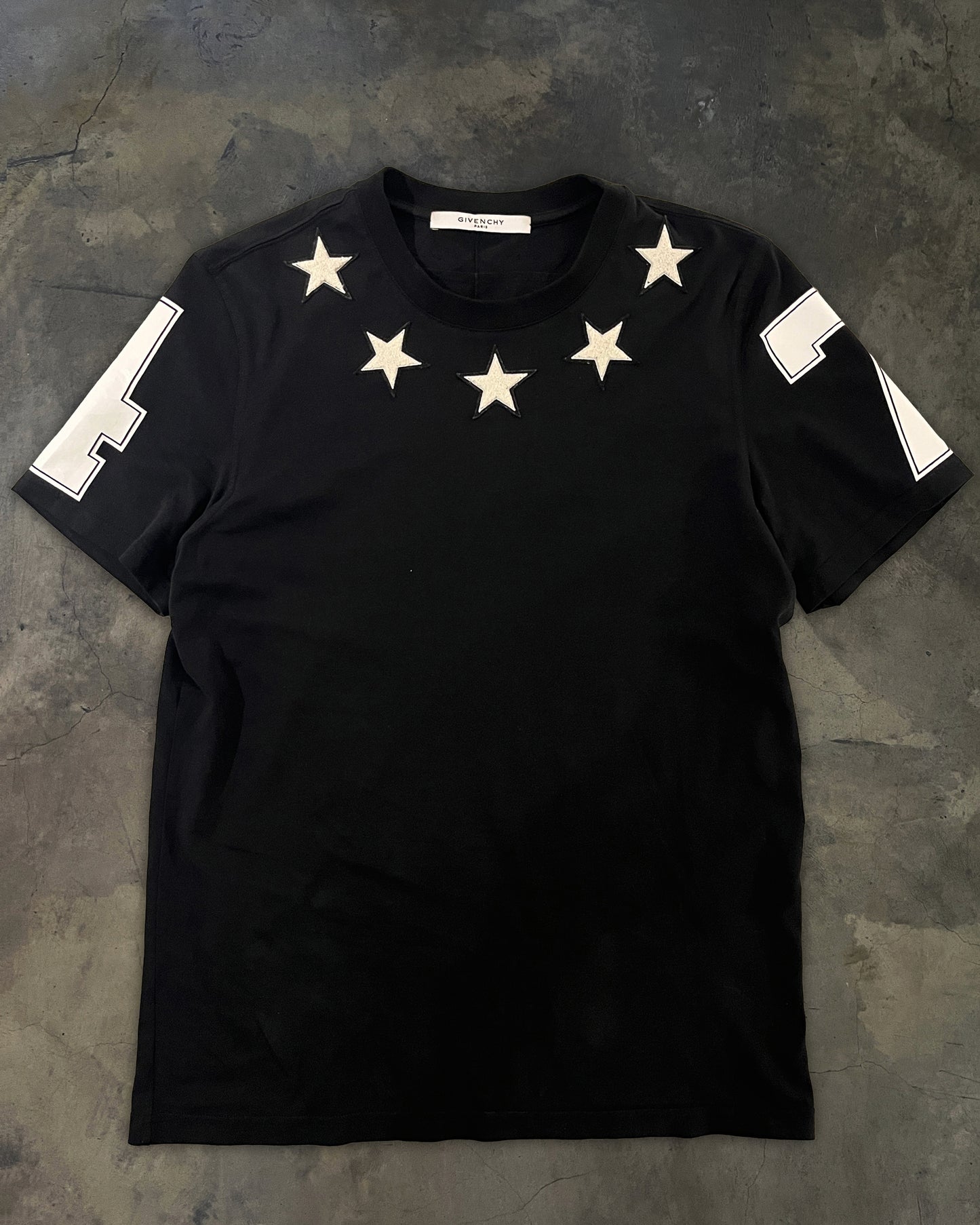 GIVENCHY STAR EMBLEM TEE