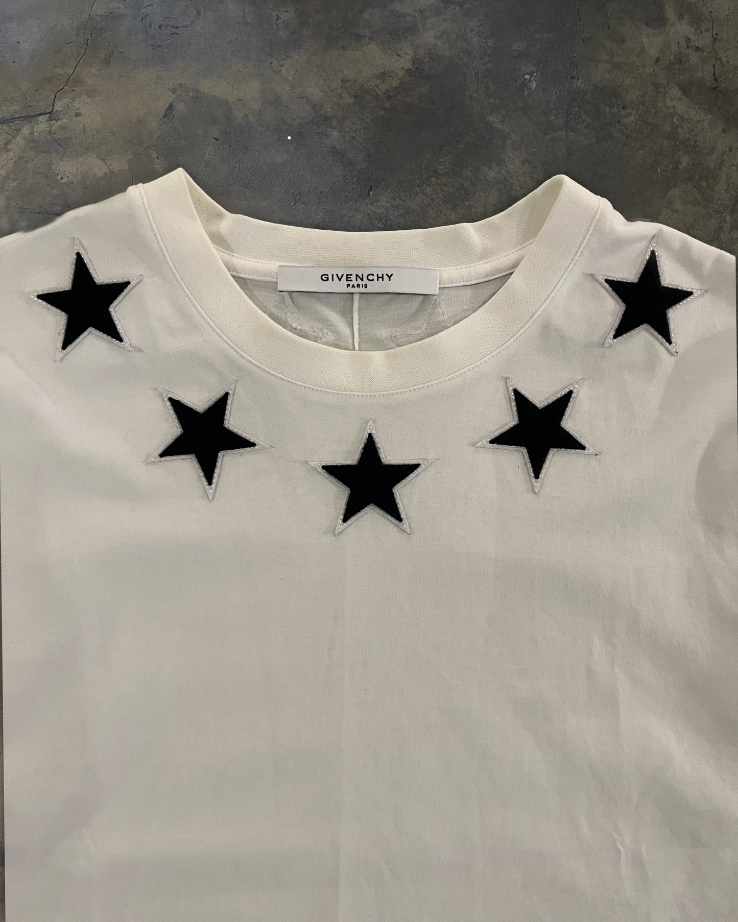 GIVENCHY STAR EMBLEM TEE