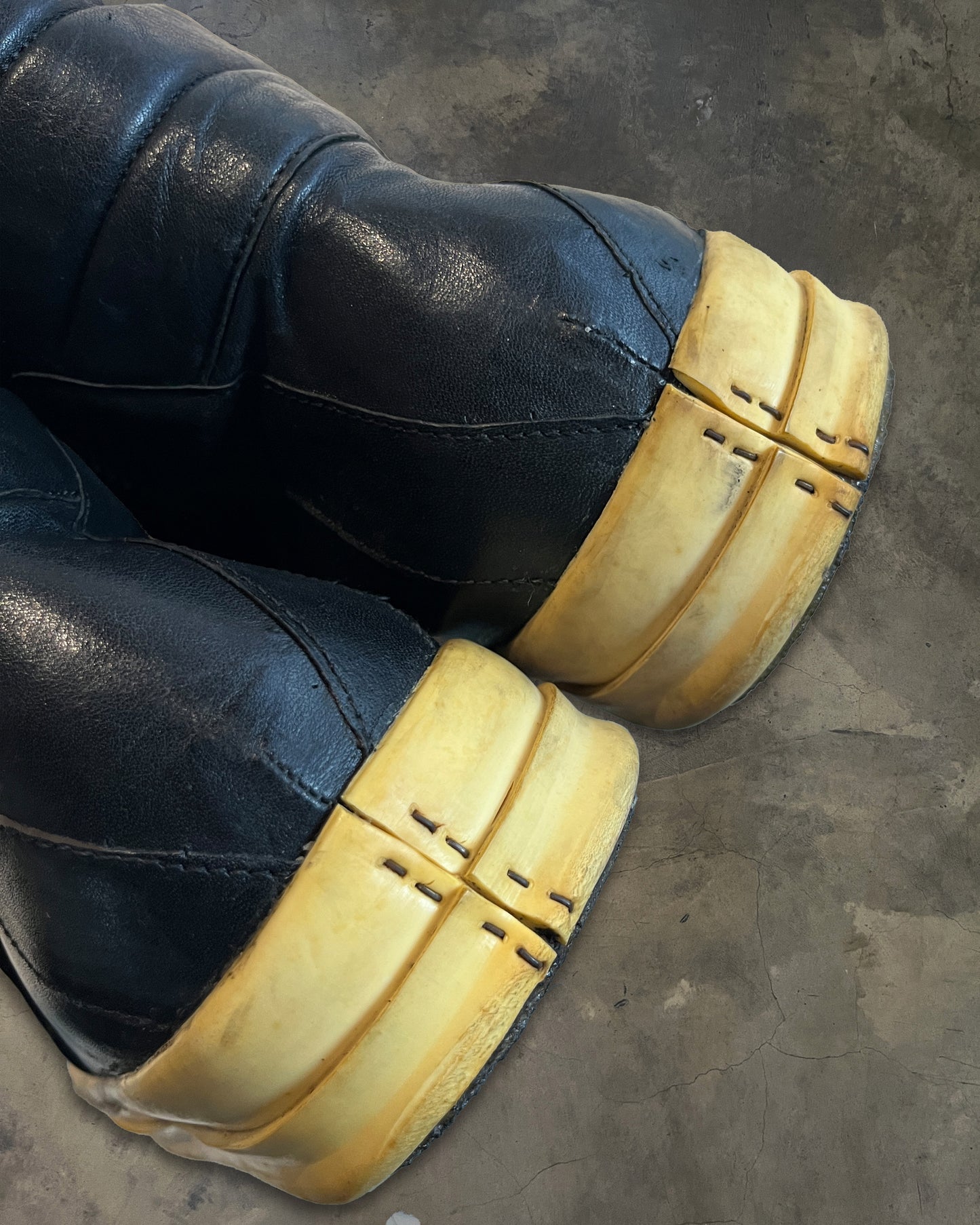 RICK OWENS FW2010 "GLEAM" HOOF DUNKS