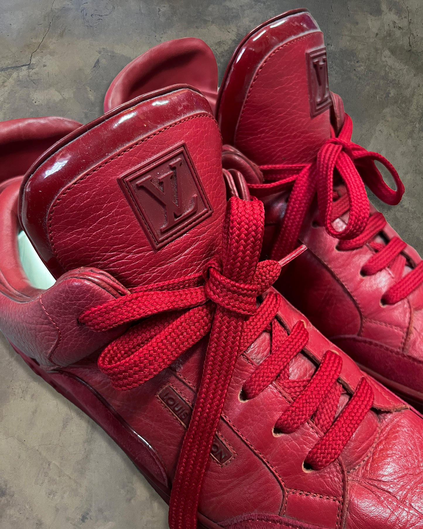 LOUIS VUITTON DON RED