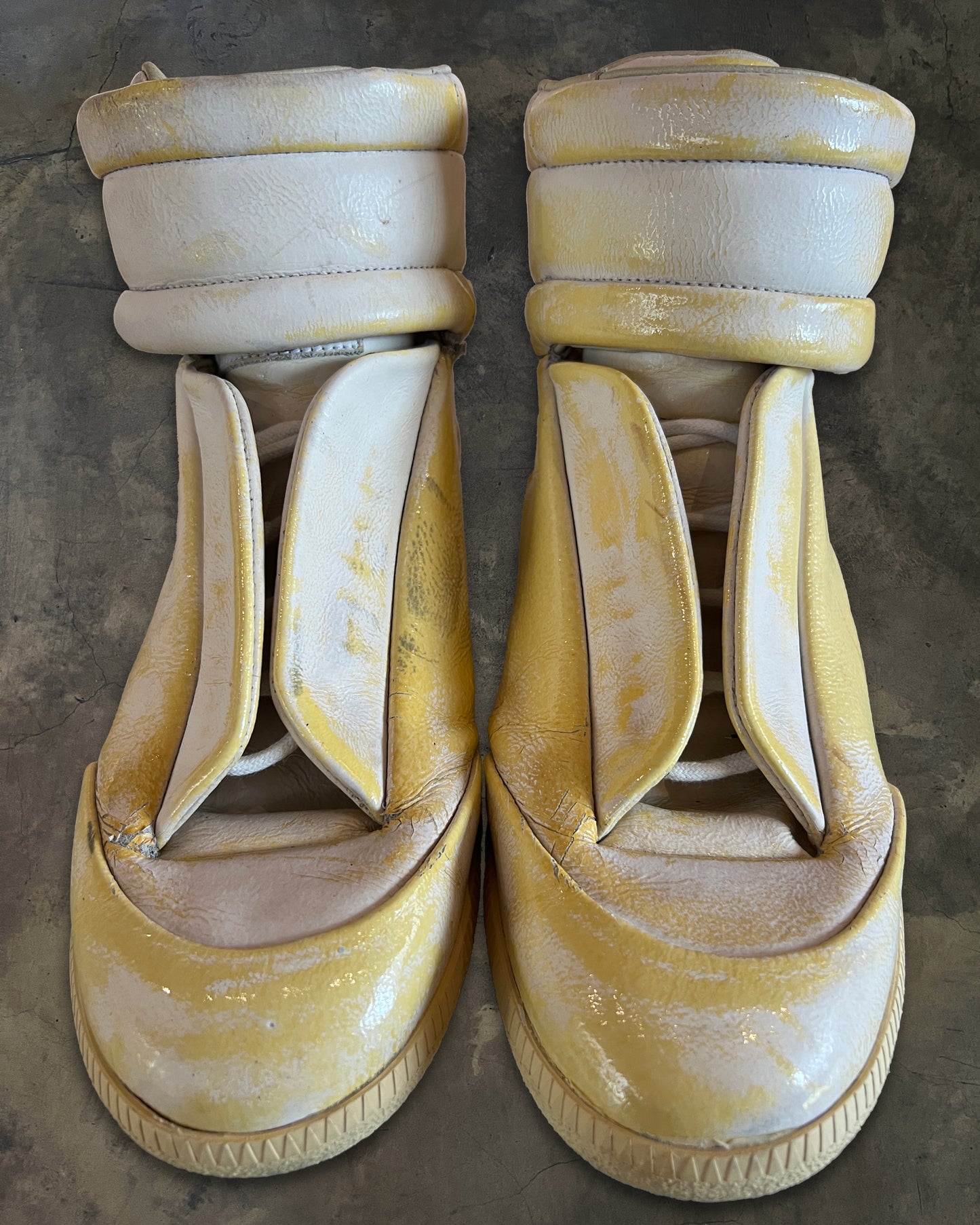 MAISON MARTIN MARGIELA SS2015 BUTTER YELLOW FUTURES