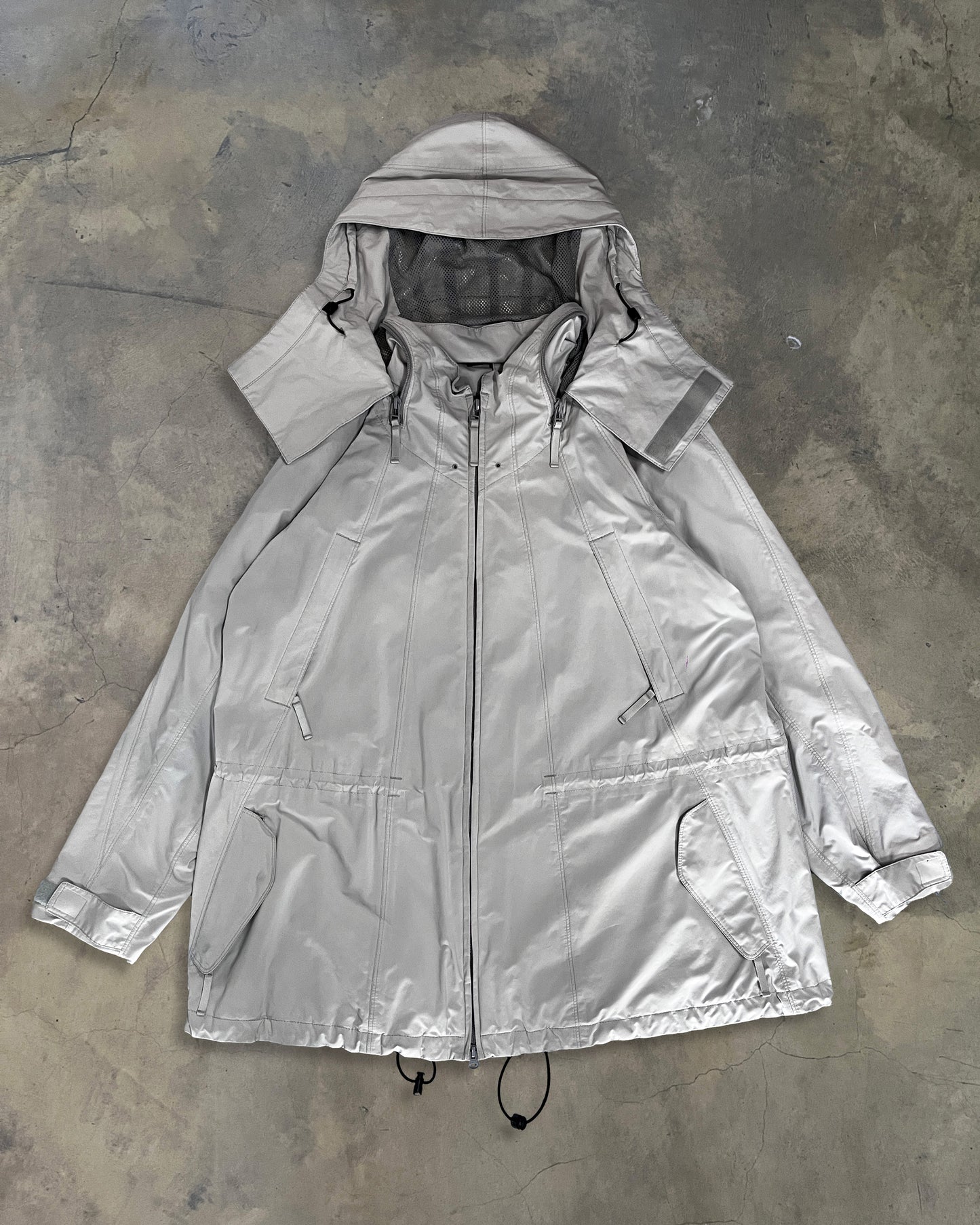 ISSEY MIYAKE AW2009 TACTICAL RAIN COAT