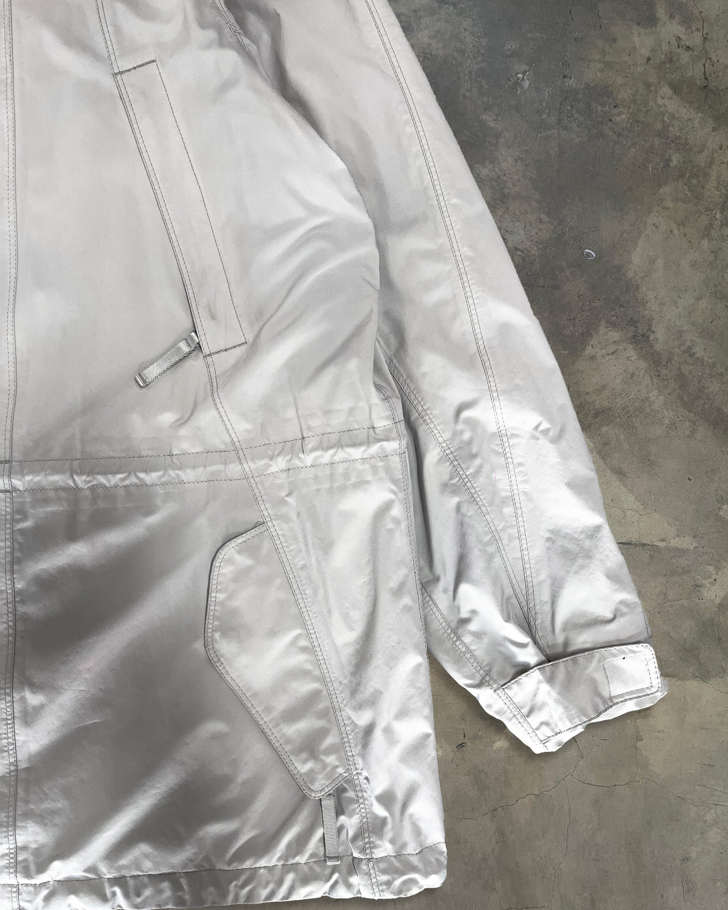 ISSEY MIYAKE AW2009 TACTICAL RAIN COAT