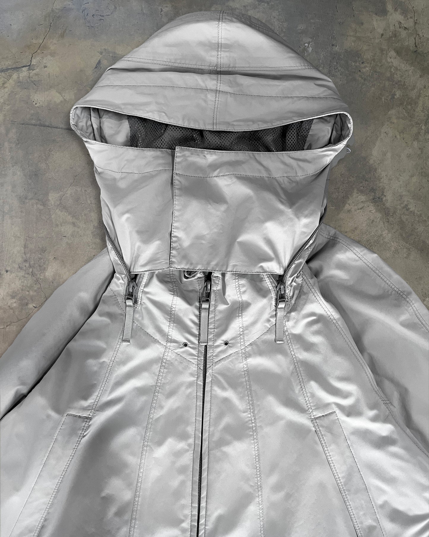 ISSEY MIYAKE AW2009 TACTICAL RAIN COAT