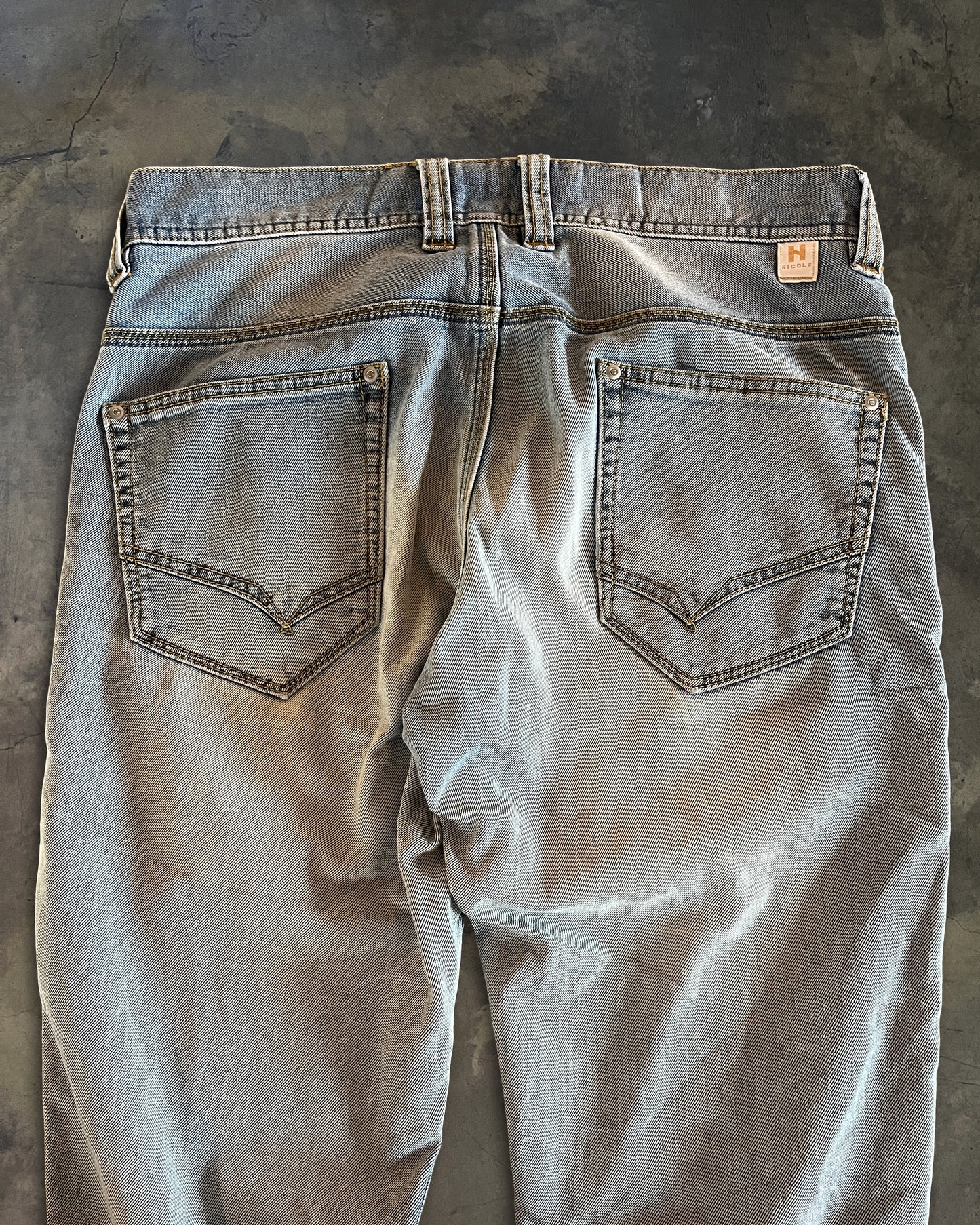 NICOLE CLUB LIGHT WASH DENIM
