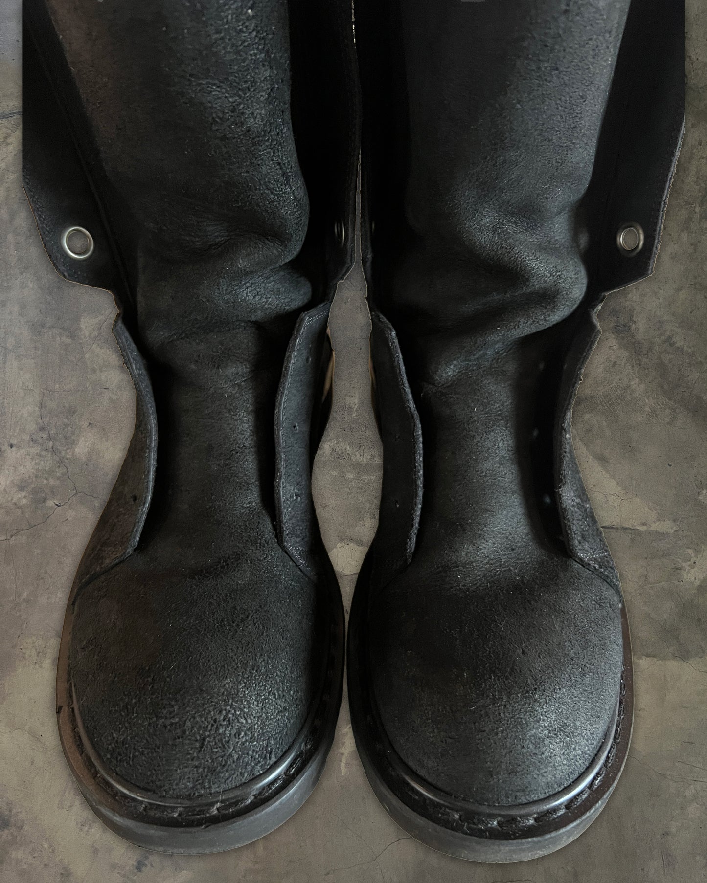 RICK OWENS SS2012 “NASKA” BLISTERED LEATHER RAMONE BOOTS