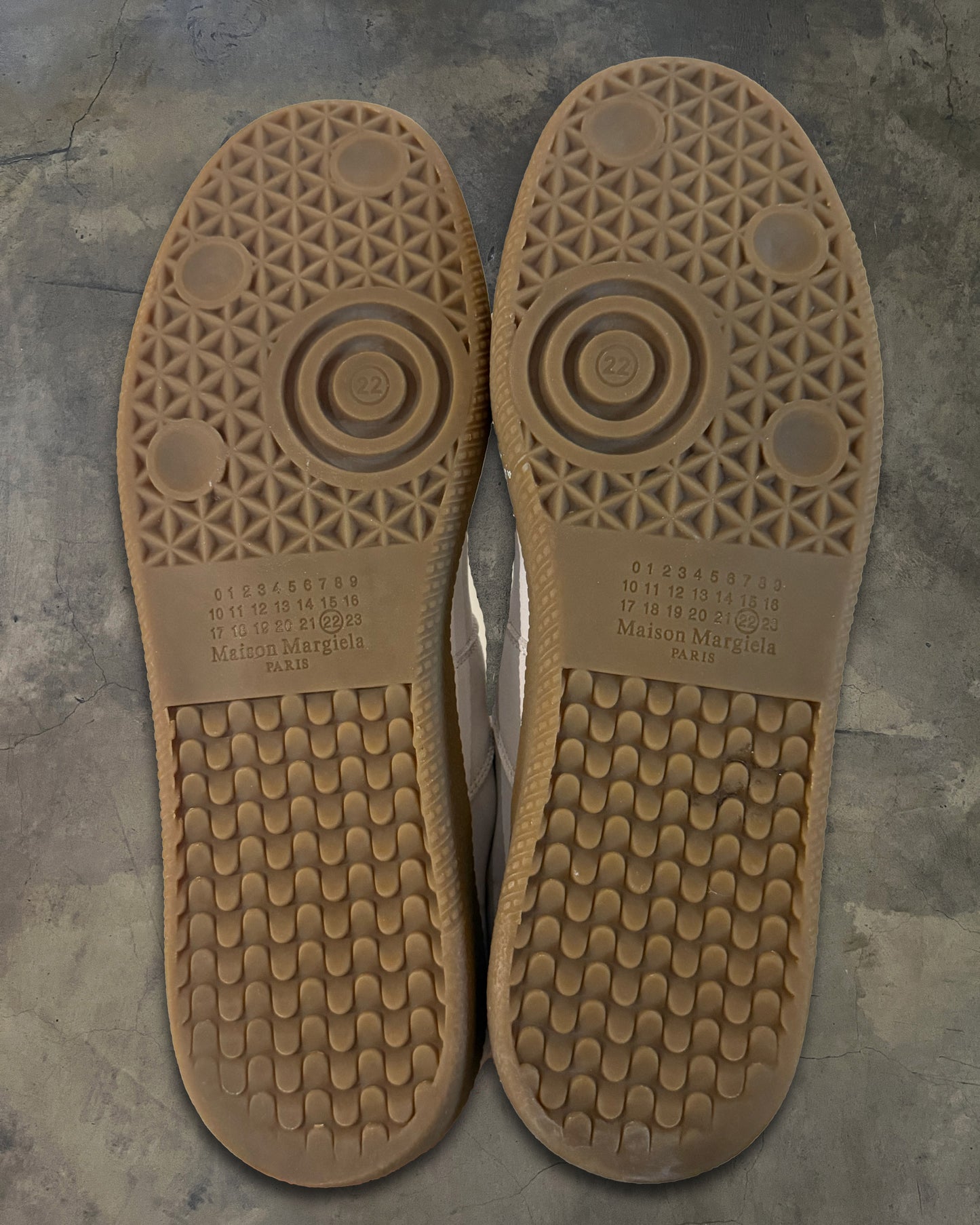MAISON MARGIELA SPLATTER GAT 41.5