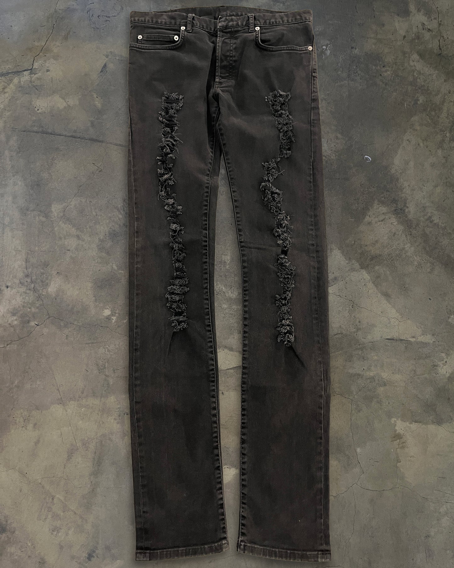 DIOR HOMME FW2010 DISTRESSED DENIM