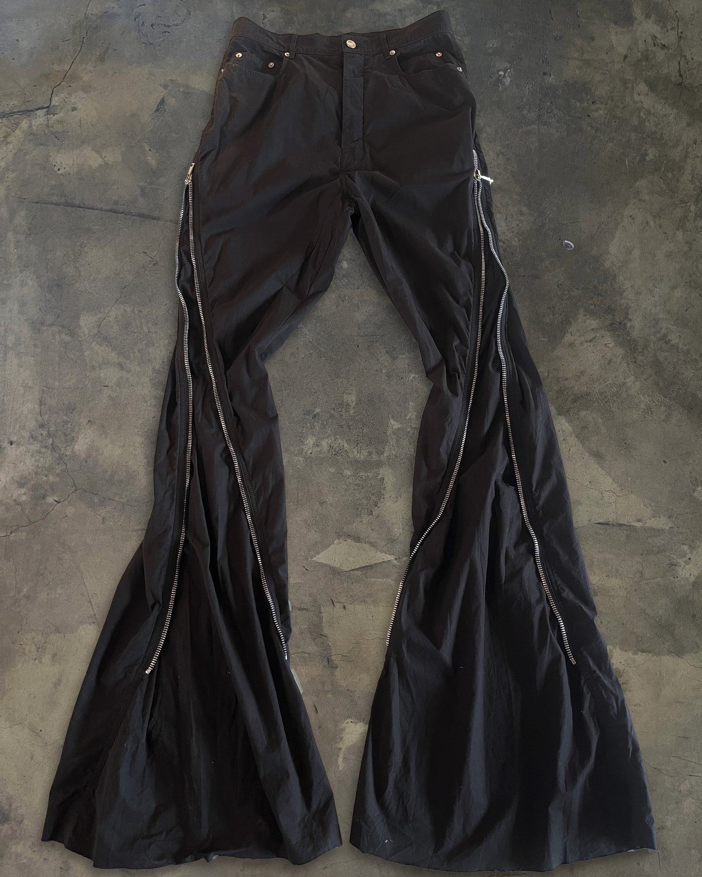 RICK OWENS SS2024 "LIDO" BOLAN BANANA CUT PANTS