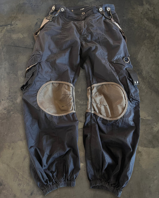 L.G.B SUSPENDER PARACHUTE CARGO