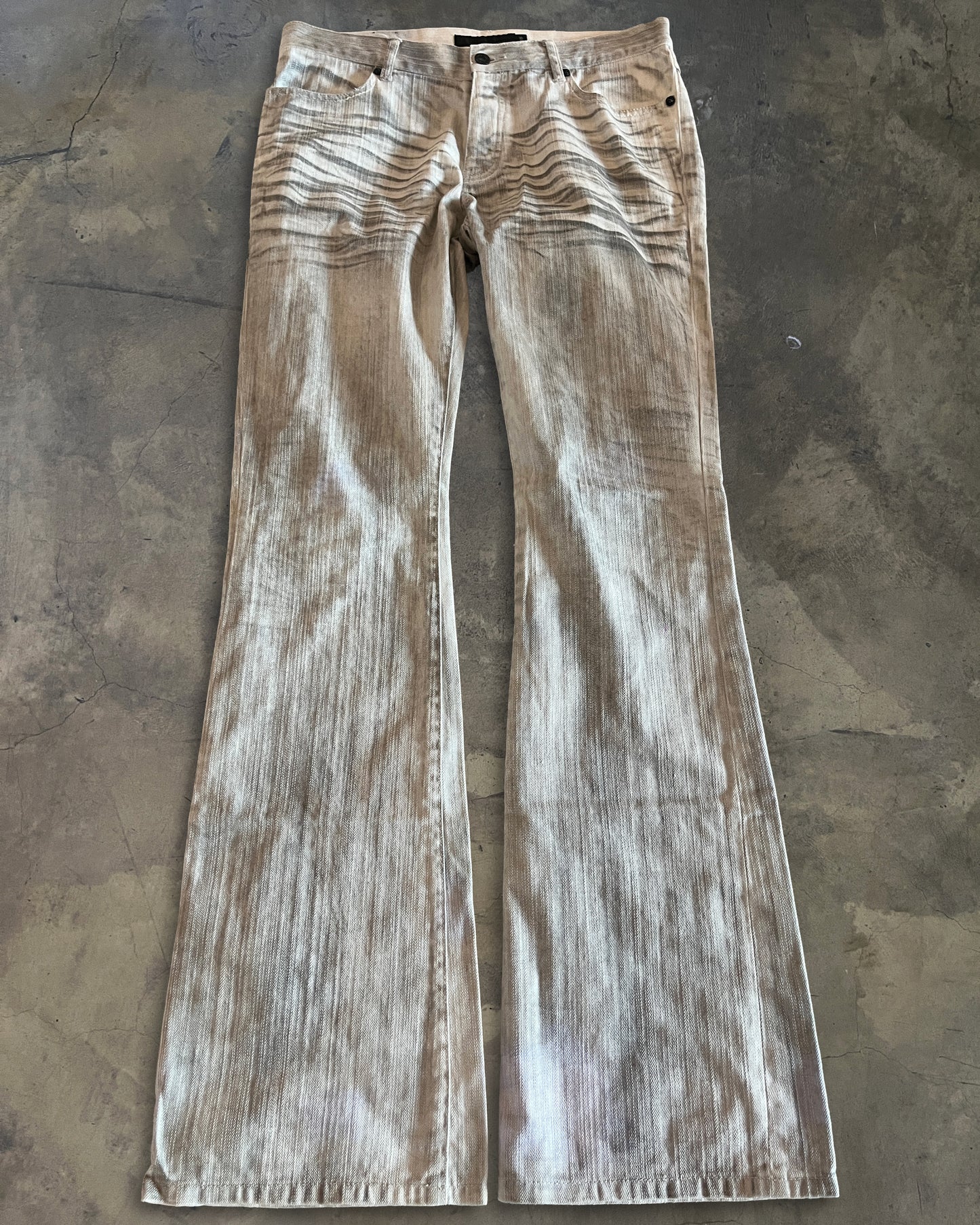 FUGA WHITE CLAW MARK DENIM