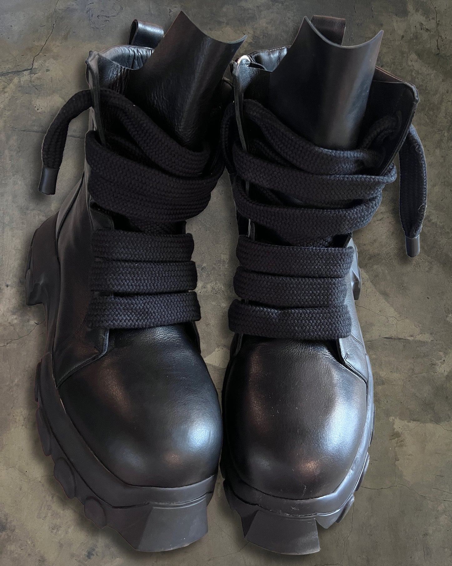 RICK OWENS SS2024 "LIDO" BOZO TRACTORS BOOTS