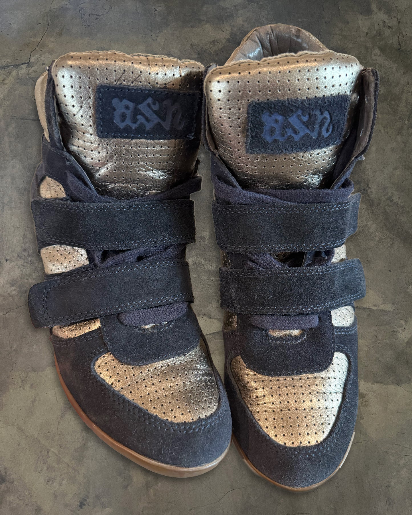 ASH GOLD/NAVY WEDGE