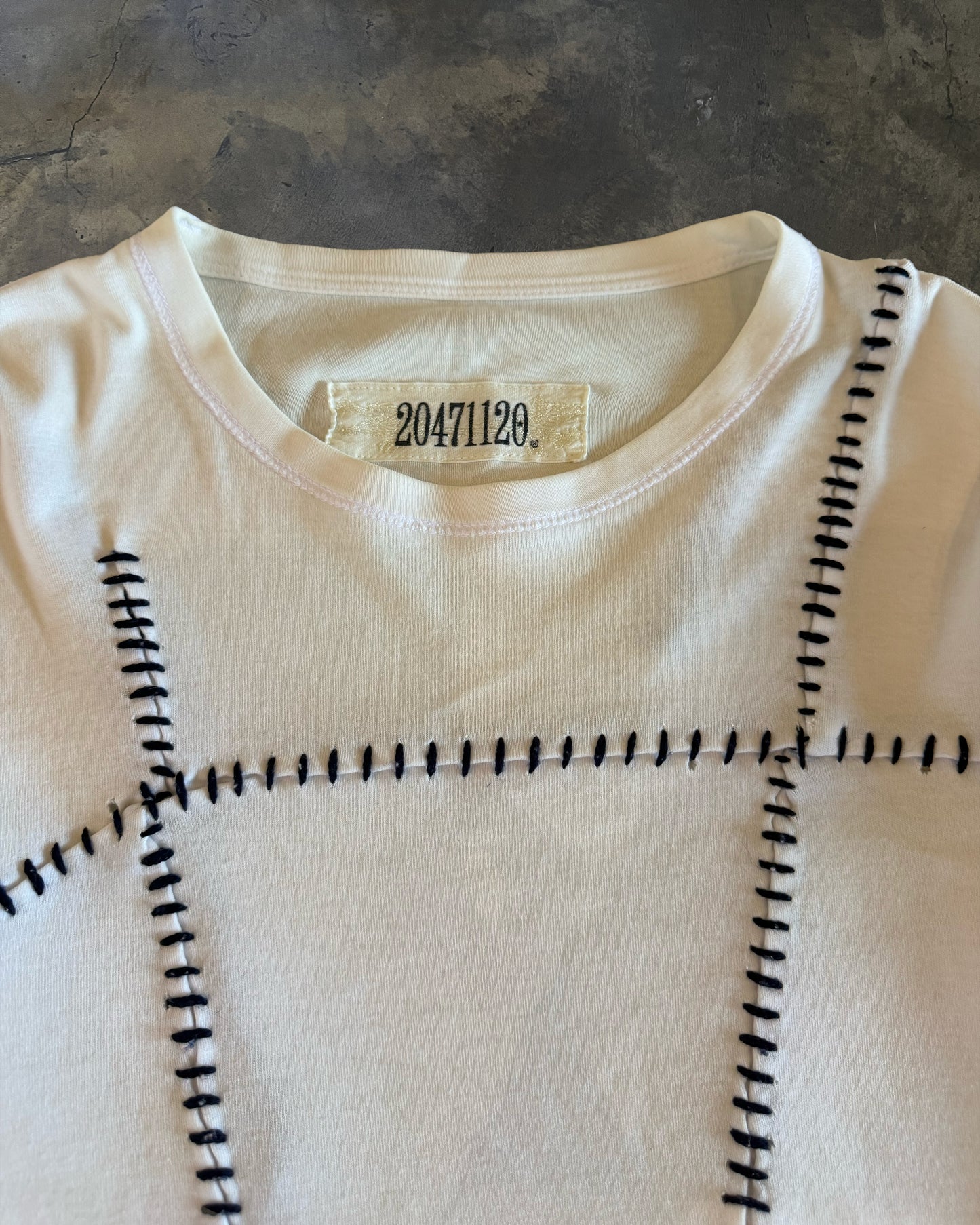 20471120 HYOMA DECONSTRUCTED STITCH TOP