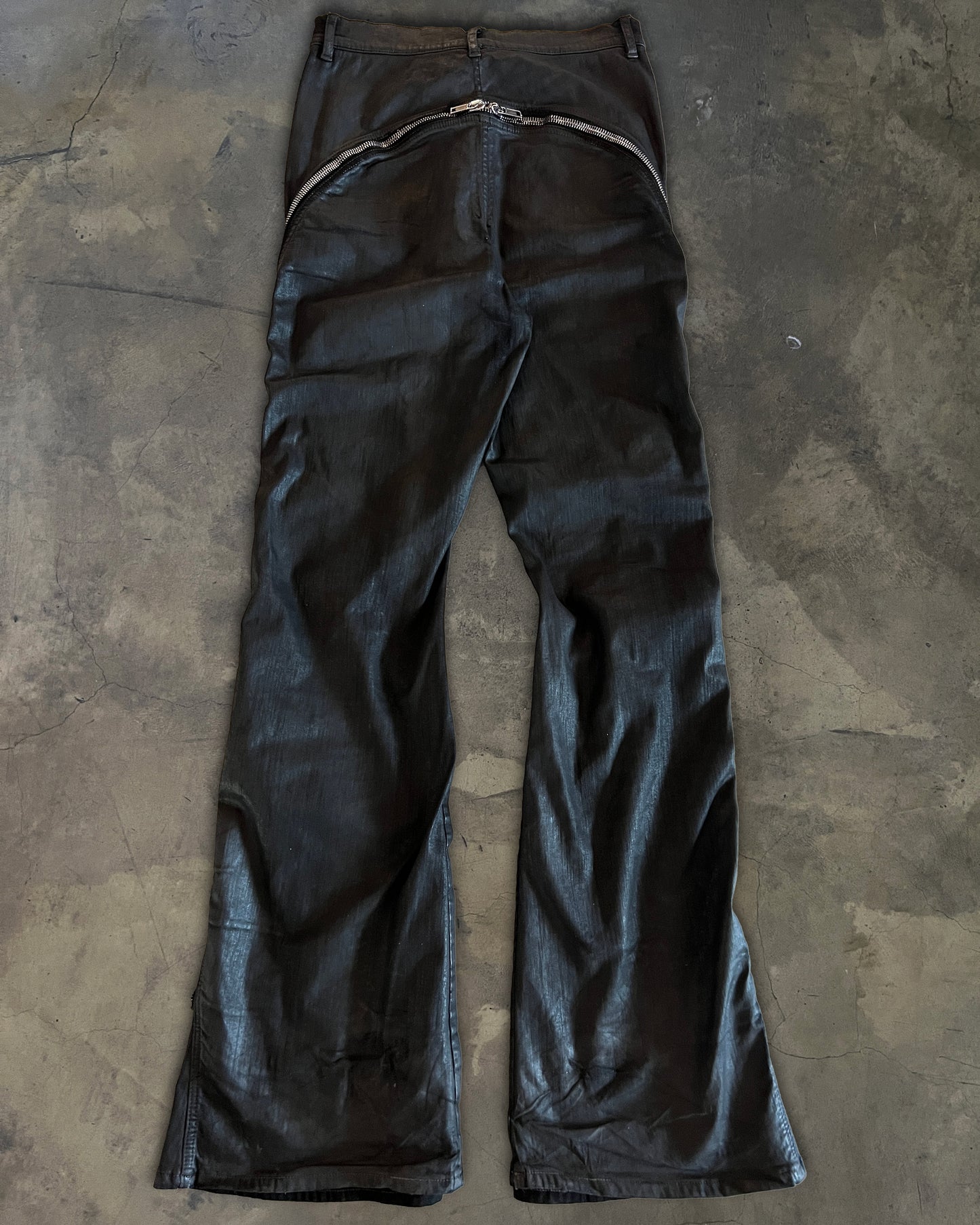 RICK OWENS SS2023 "EDFU" WAXED BOLAN BANANA CUT DENIM