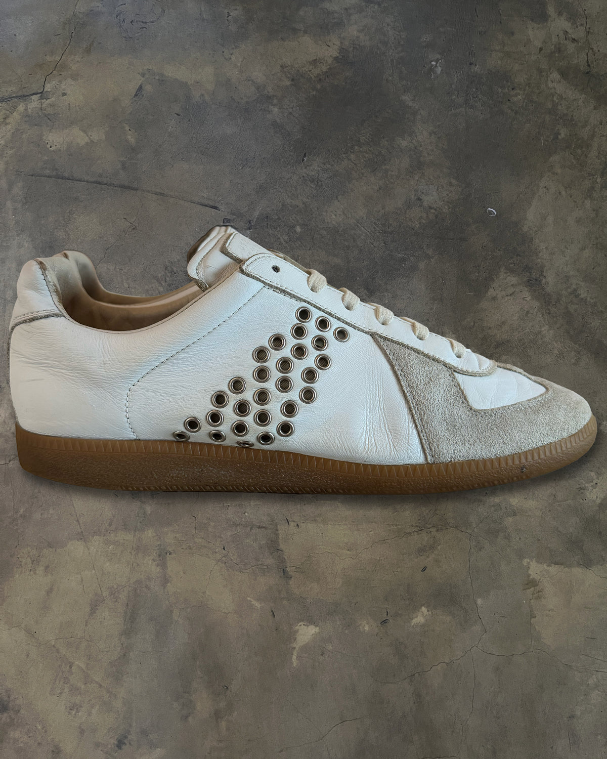 MAISON MARGIELA  SS2017 EYELET GATS