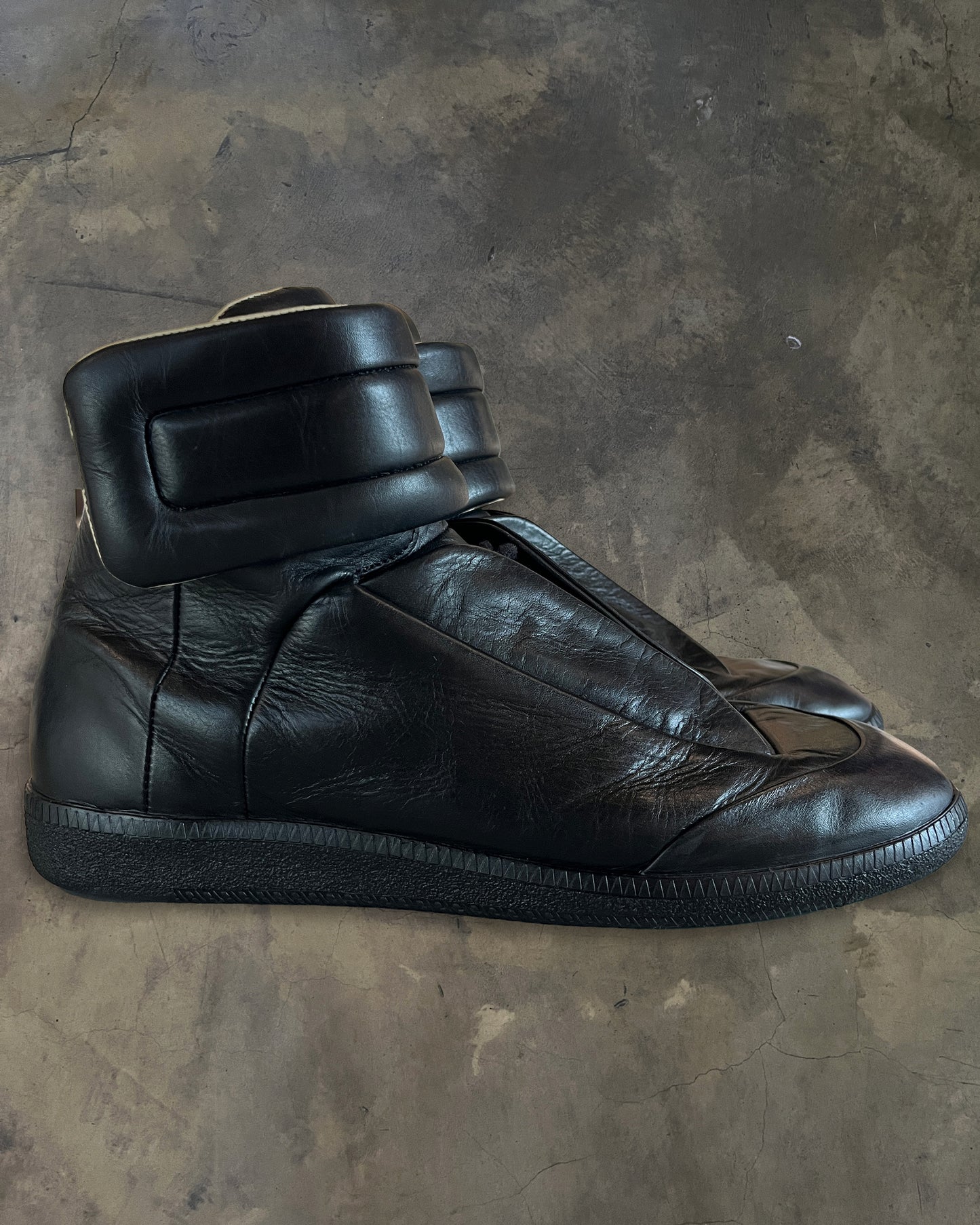 MAISON MARGIELA BLACK FUTURE