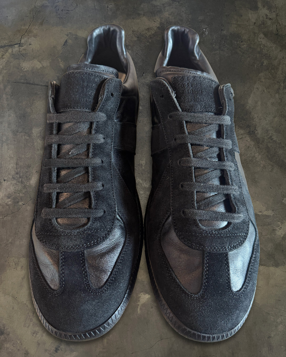 MAISON MARGIELA BLACK GAT 46