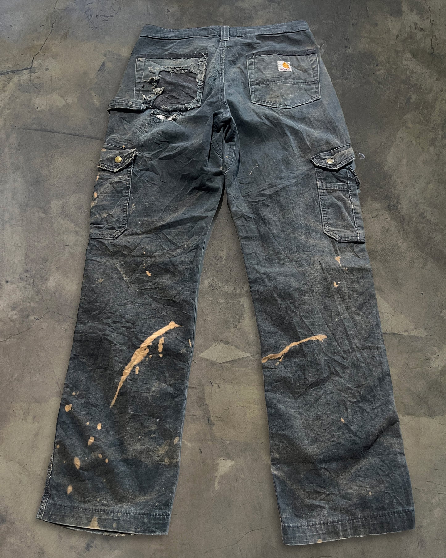 CARHARTT THRASHED WORKER PANTS