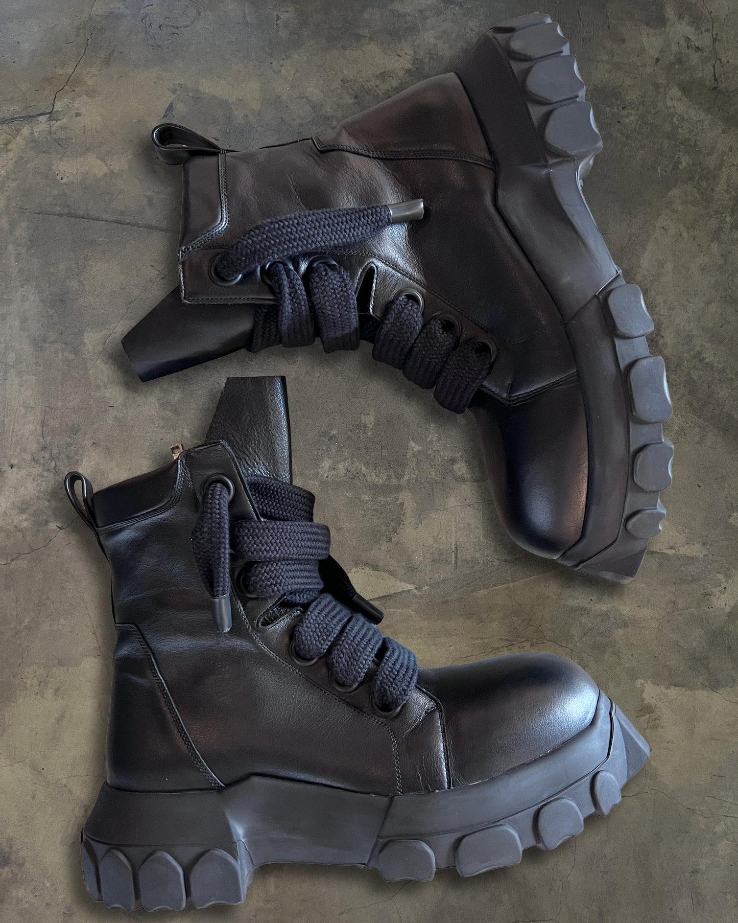 RICK OWENS SS2024 "LIDO" BOZO TRACTORS BOOTS