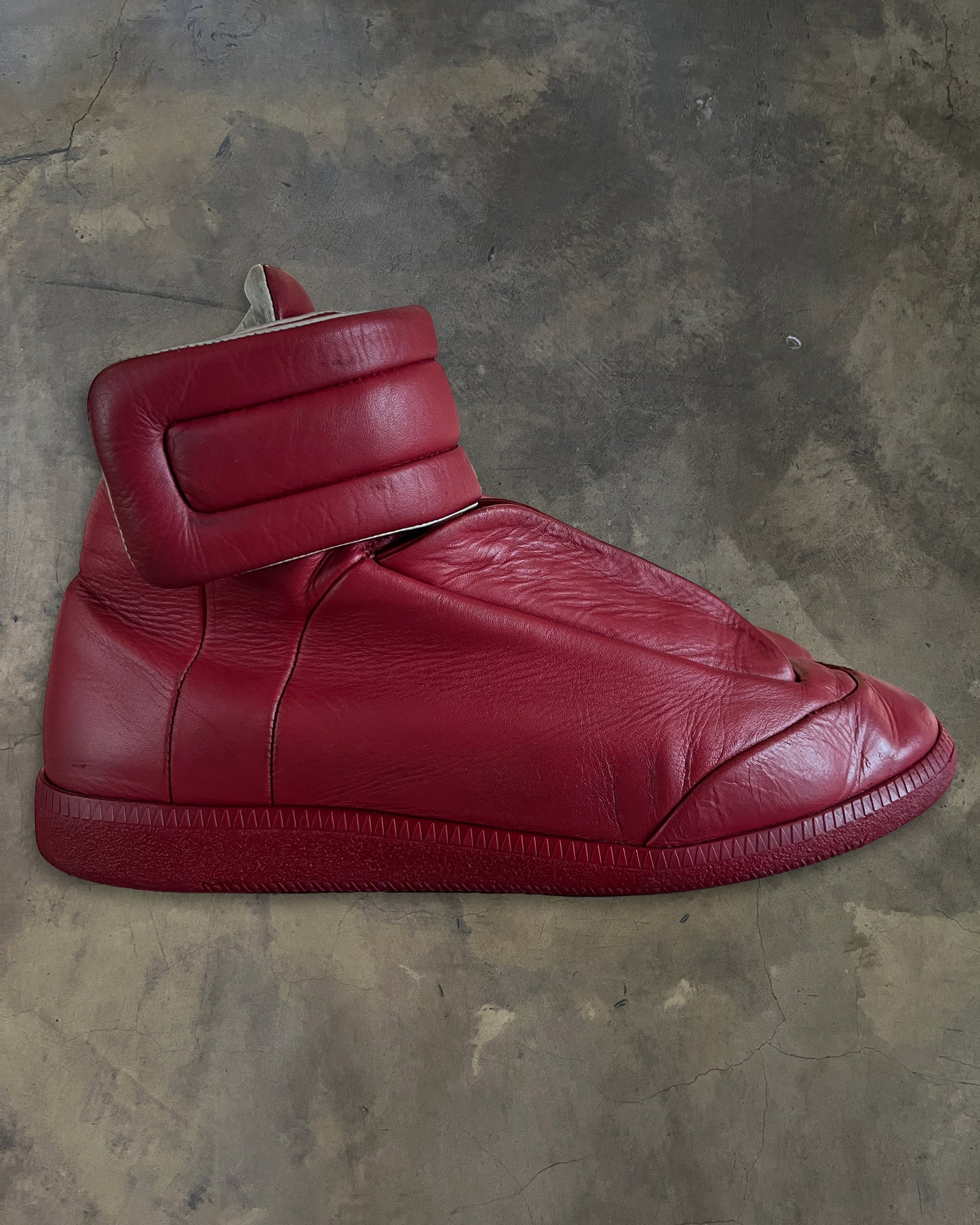 MAISON MARGIELA RED FUTURE