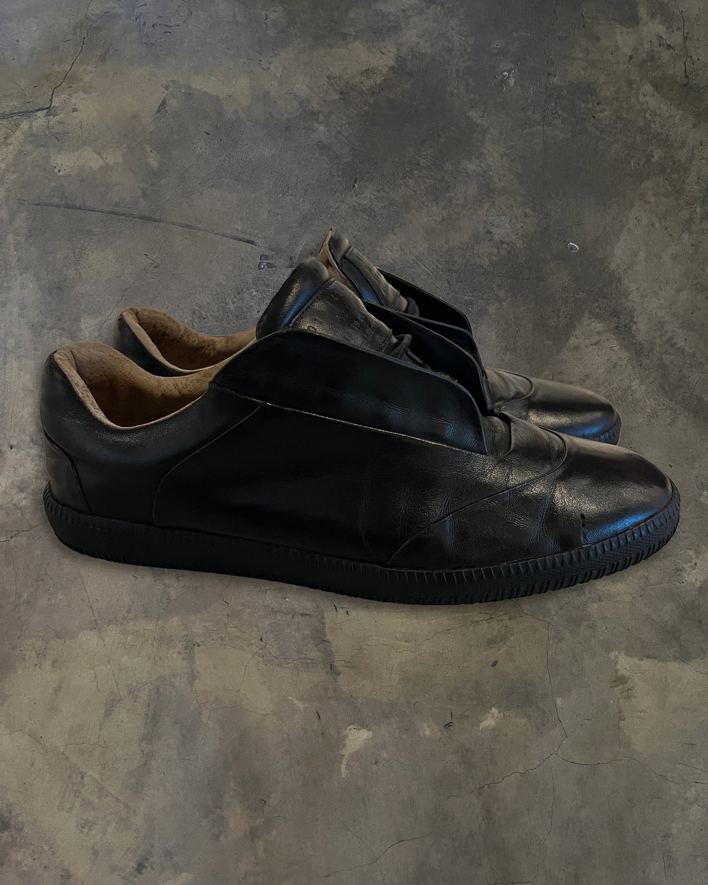MAISON MARGIELA BLACK OUT FUTURE LOW