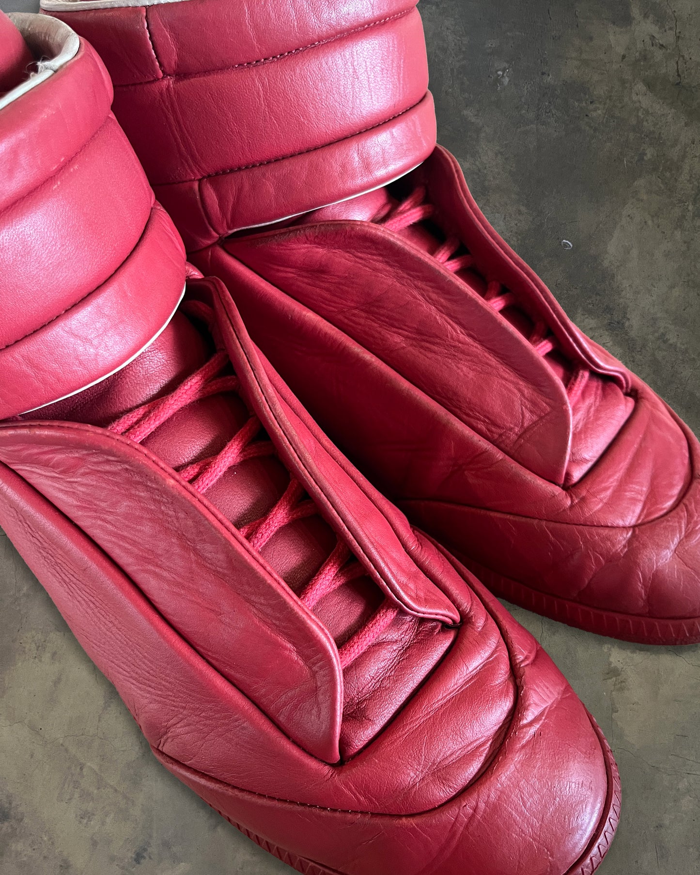 MAISON MARGIELA RED FUTURE