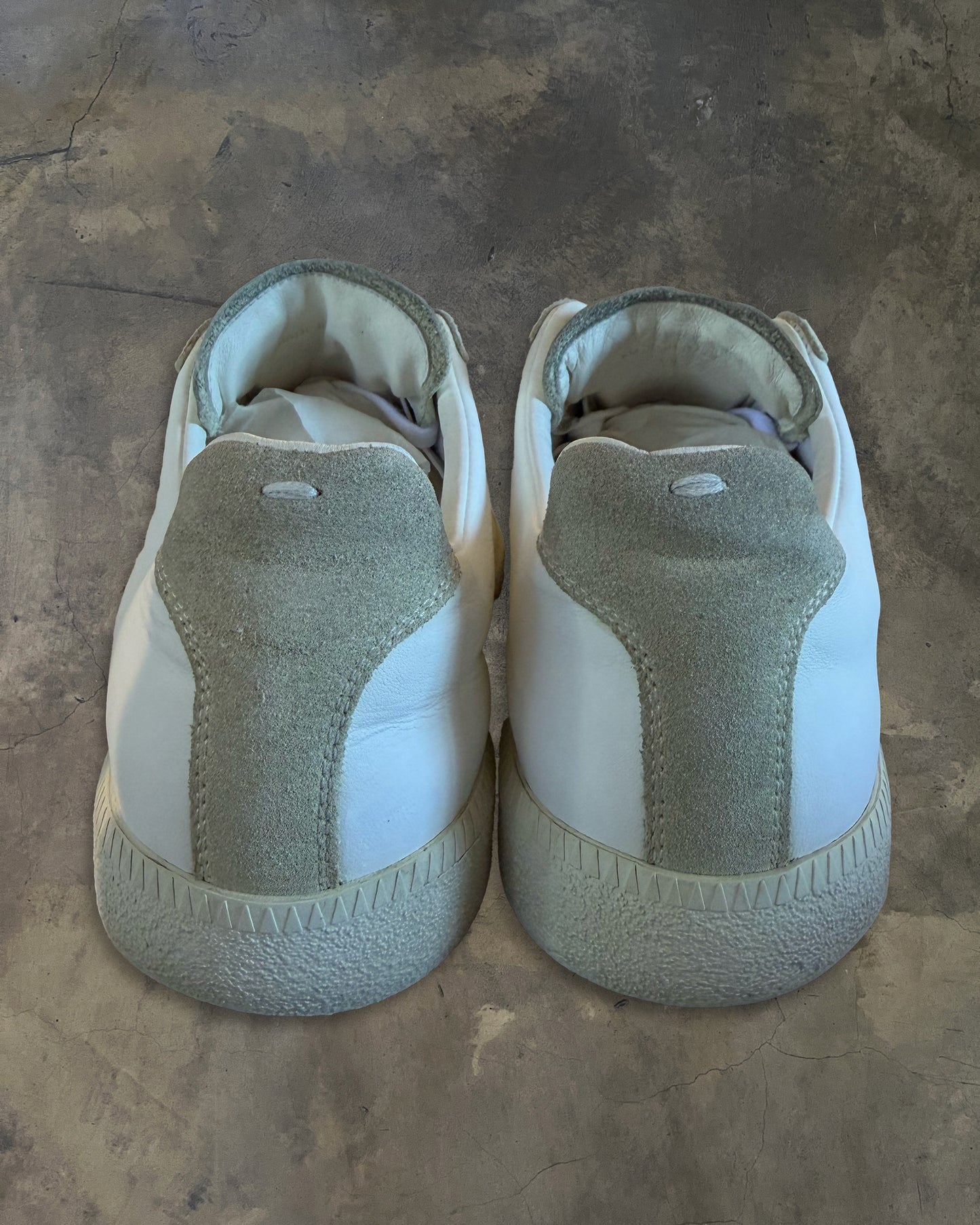 MAISON MARGIELA TRIPLE WHITE GAT 42