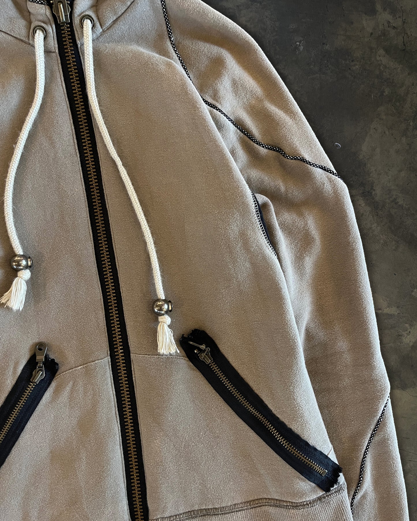 L.G.B SPIDER HOODIE