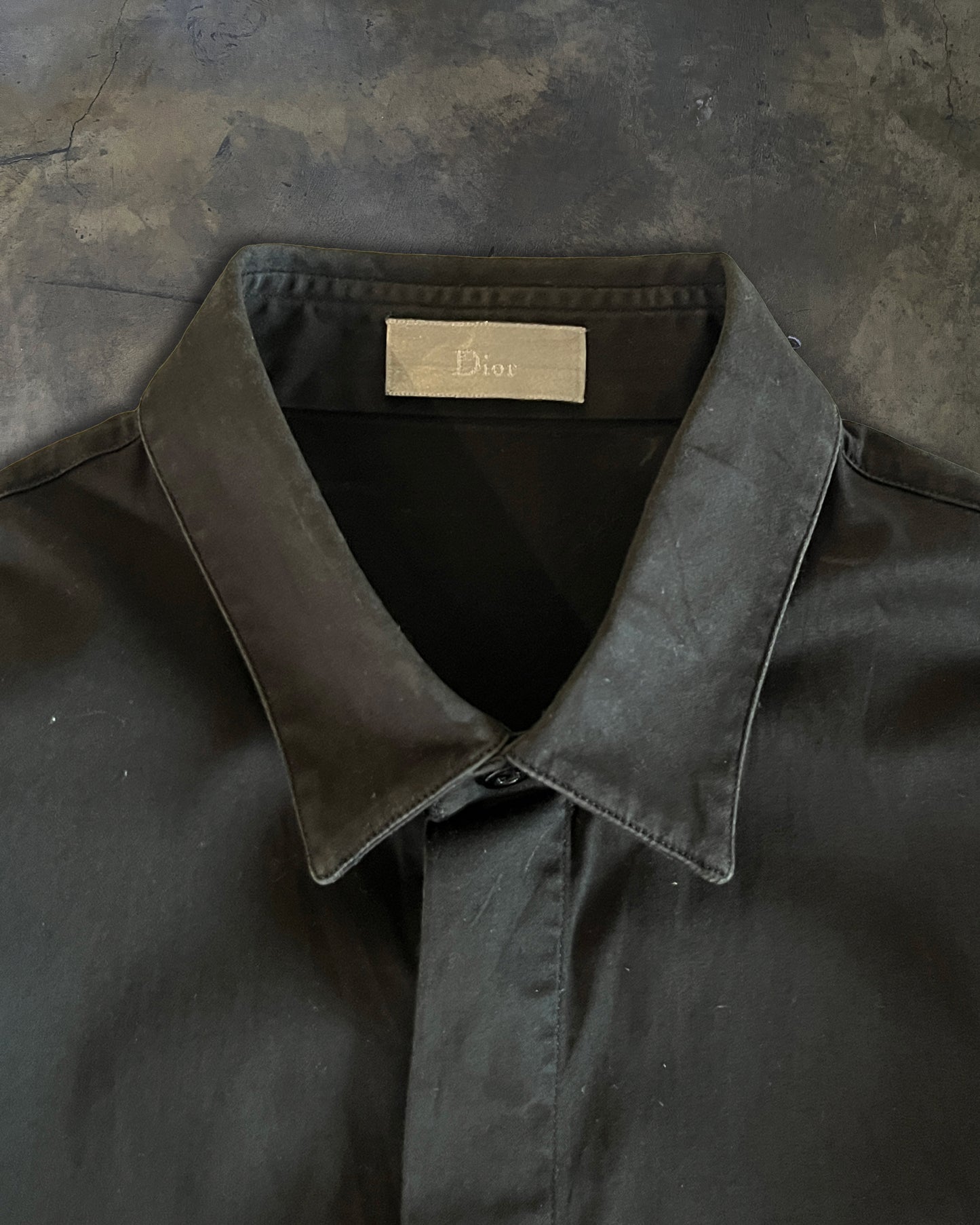 DIOR HOMME AW2005 "VICTIM OF THE CRIME" BEE EMBROIDERED DRESS SHIRT