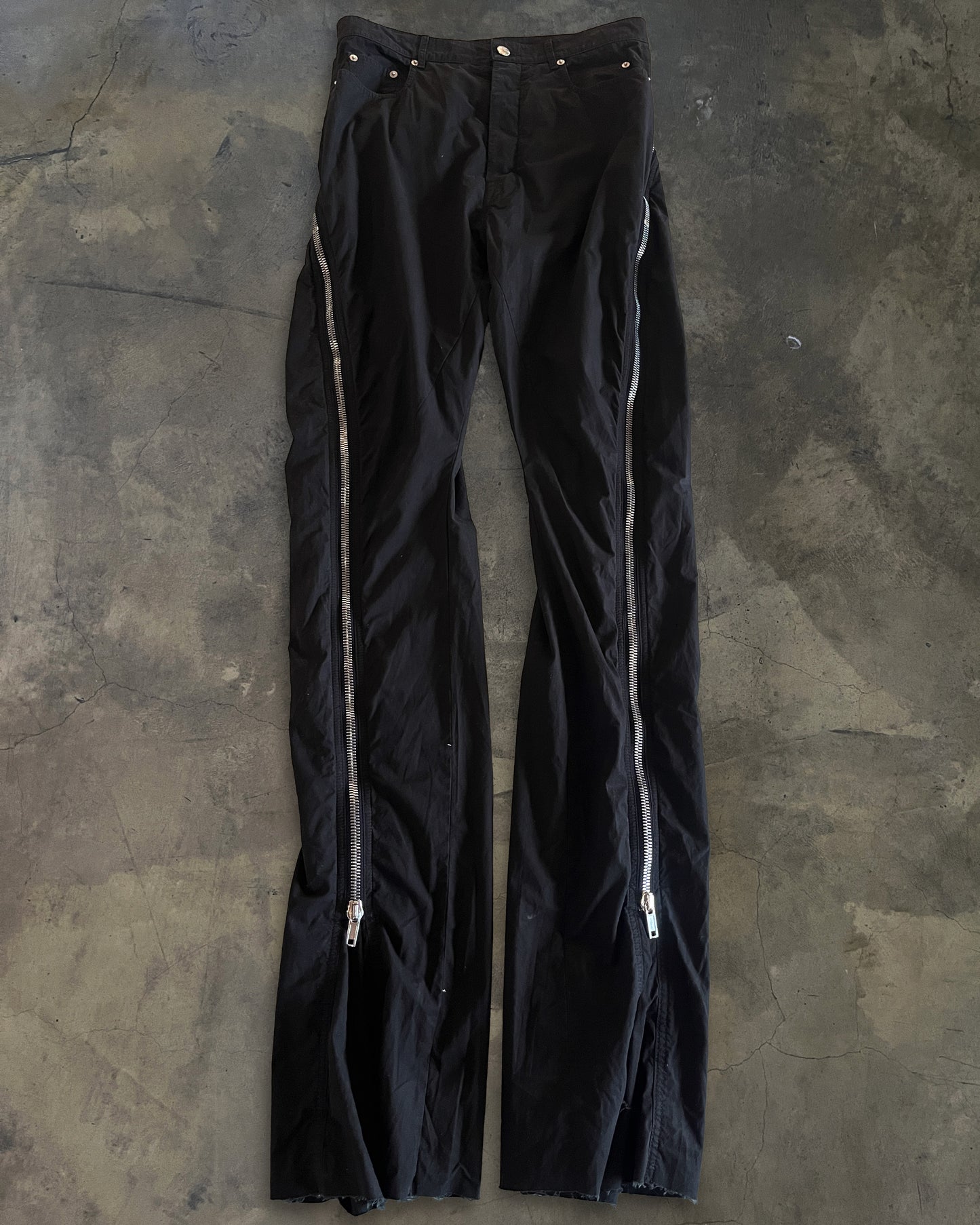 RICK OWENS SS2024 "LIDO" BOLAN BANANA CUT PANTS