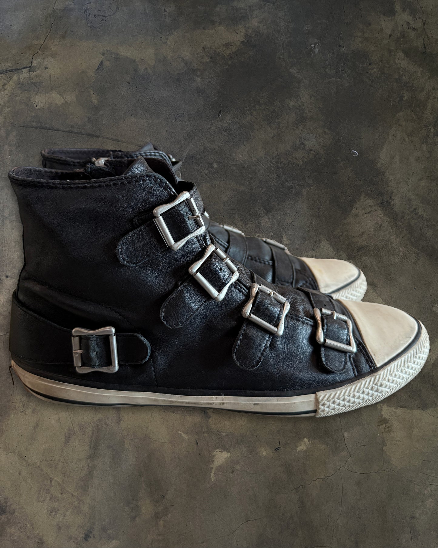 ASH VIRGIN LEATHER BUCKLE HIGH TOP