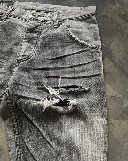 ATTACHMENT BY KAZUYUKI KUMAGAI 00S DISTRESSED DENIM