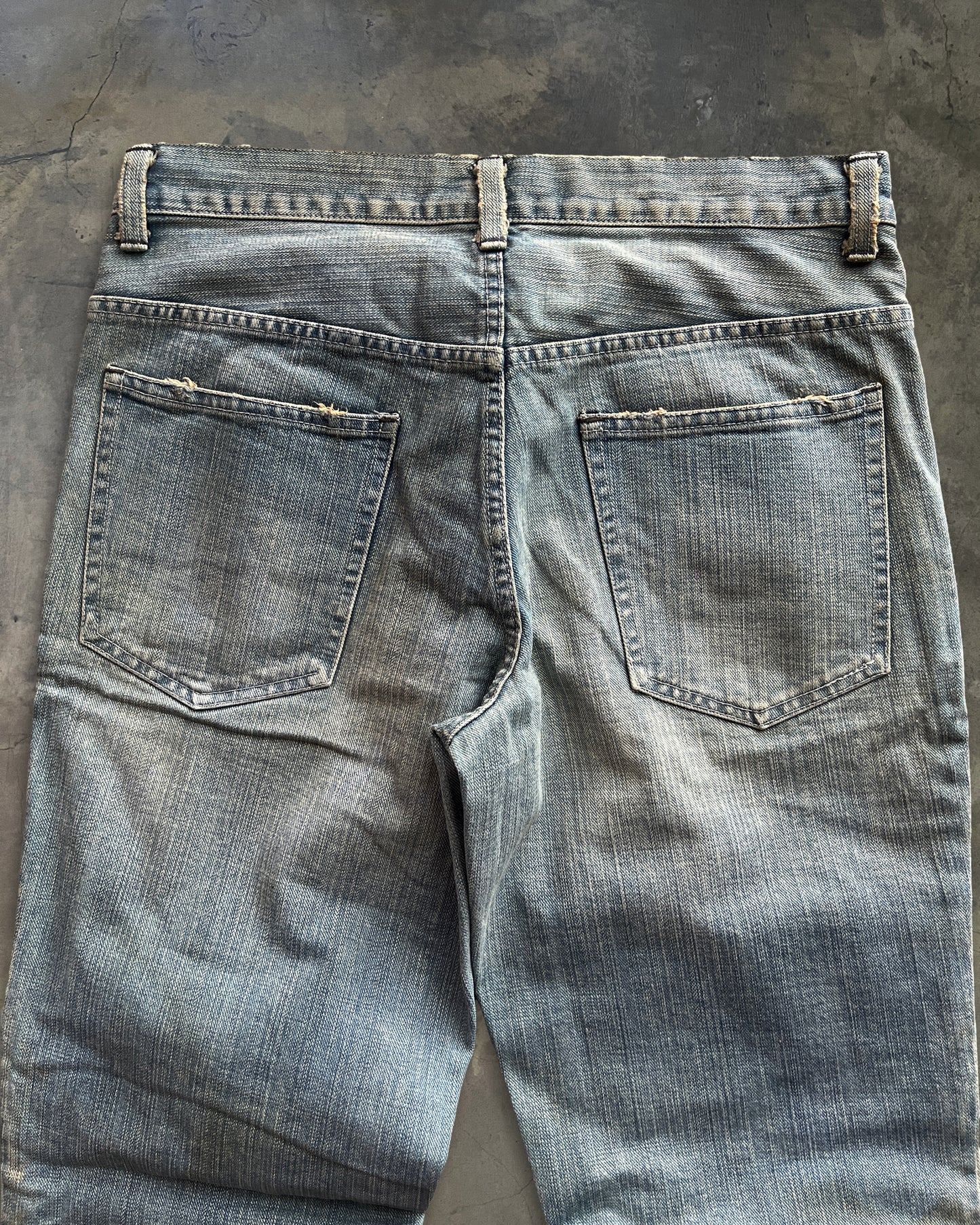 ATTACHMENT BAGGY WASH DENIM ★★★