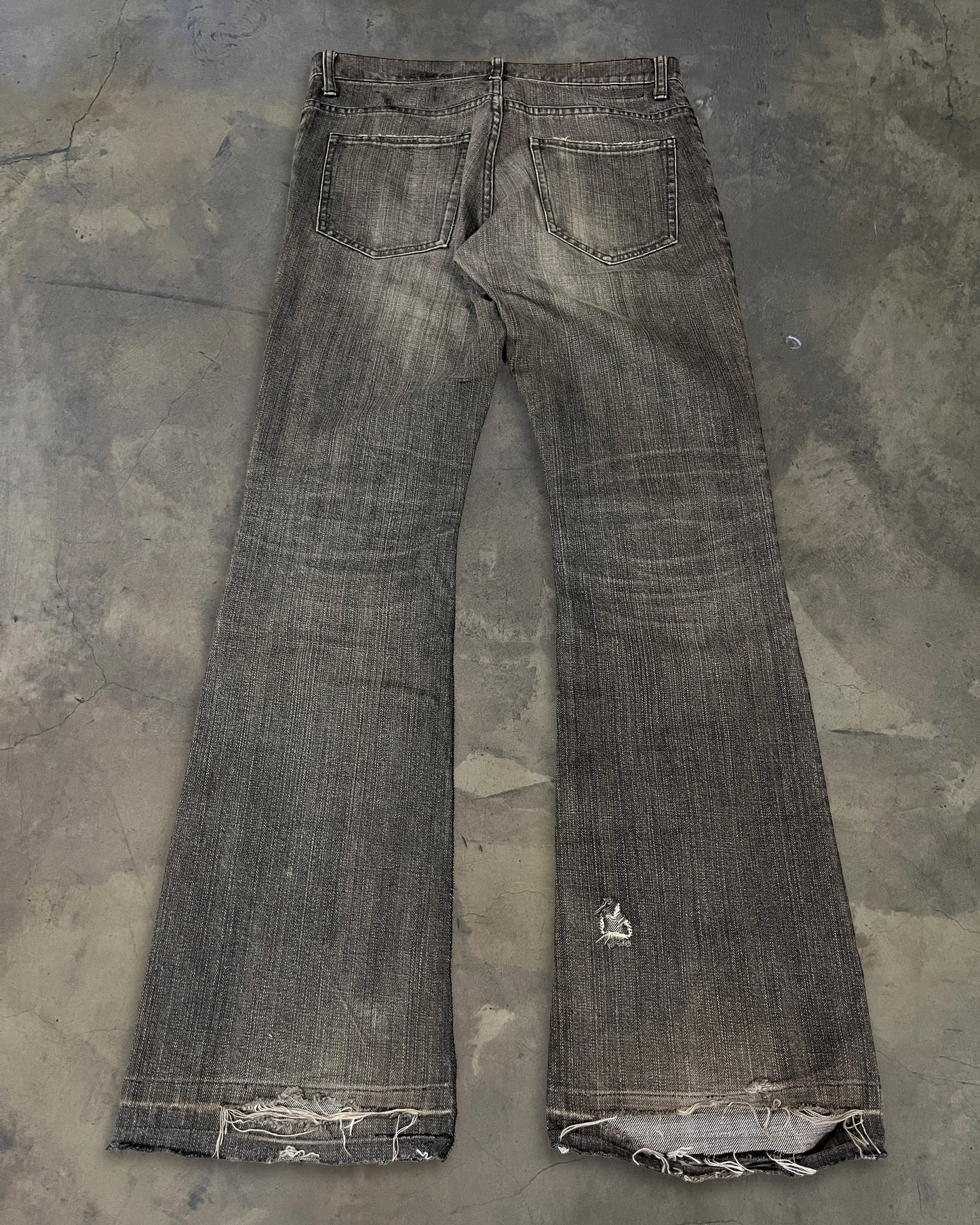 ATTACHMENT BY KAZUYUKI KUMAGAI FLARED DENIM ★★★