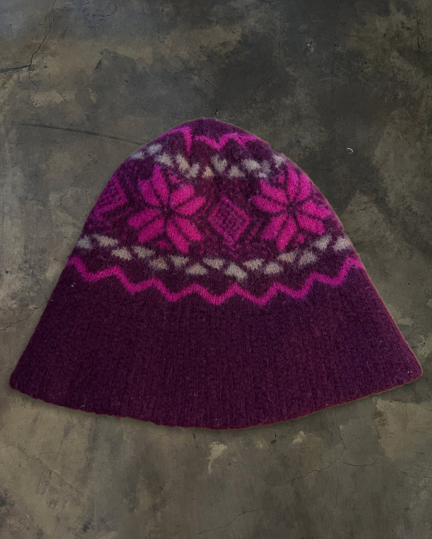 DIOR HOMME AW2005 "IN THE MORNING" BEANIE