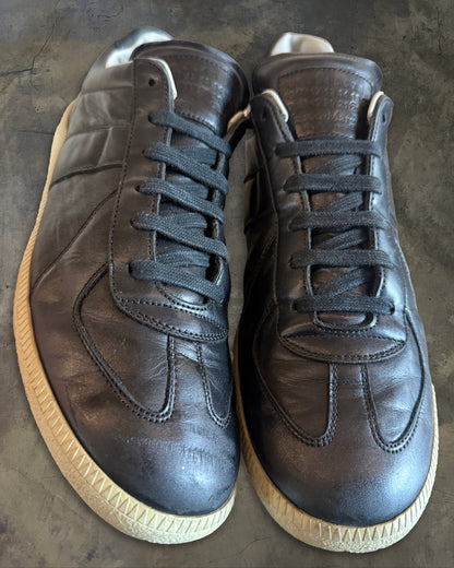 MAISON MARGIELA BLACK GAT 43