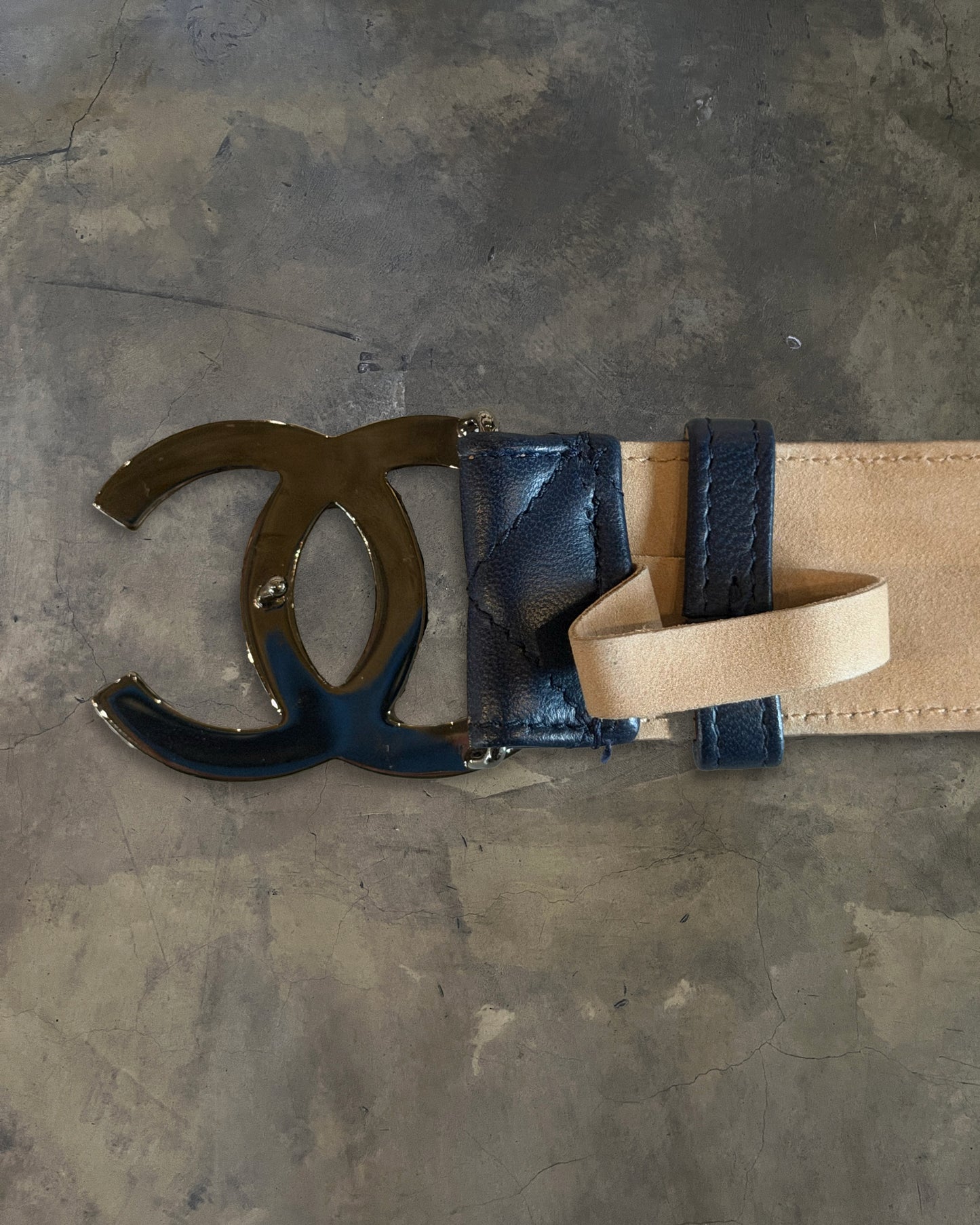 CHANEL NAVY LAMBSKIN QUILTED CC BELT
