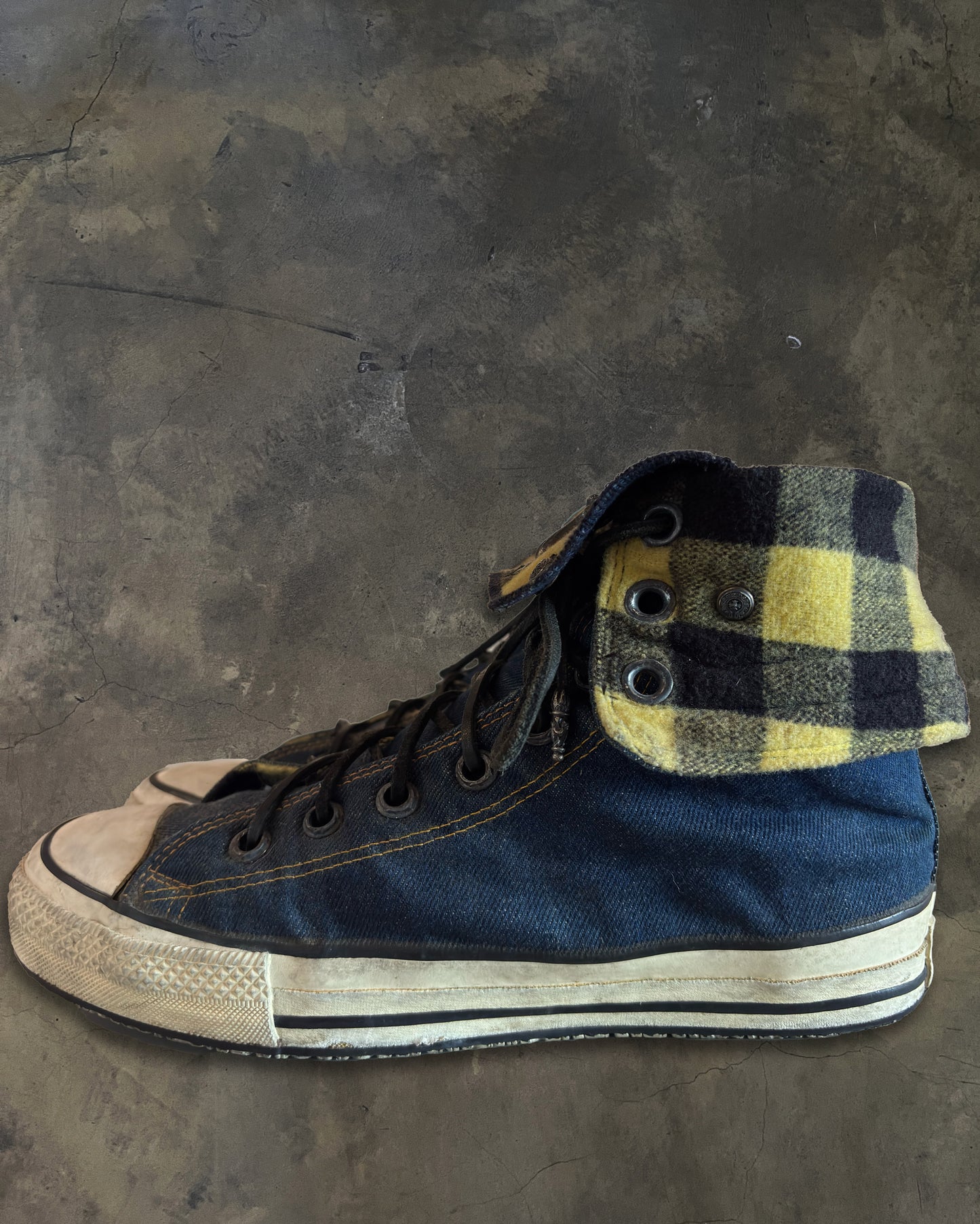 CHROME HEARTS X 80'S CONVERSE CHUCK TAYLOR X-HI FOLD DOWN