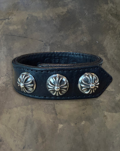 CHROME HEARTS CROSS 3 BUTTON LEATHER BRACELET