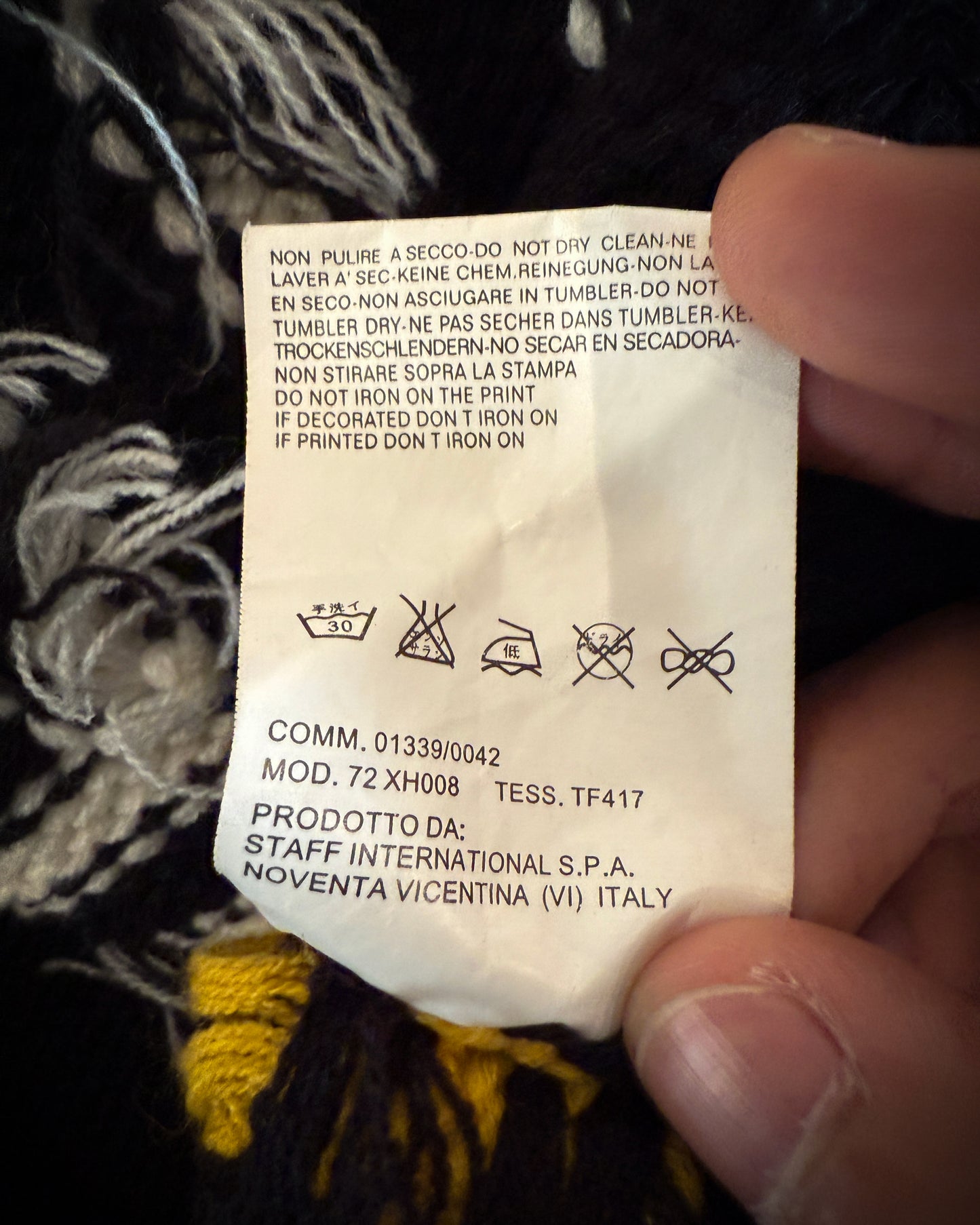 DSQUARED AW2005 "JESUS LOVES EVEN ME" COWICHAN SWEATER