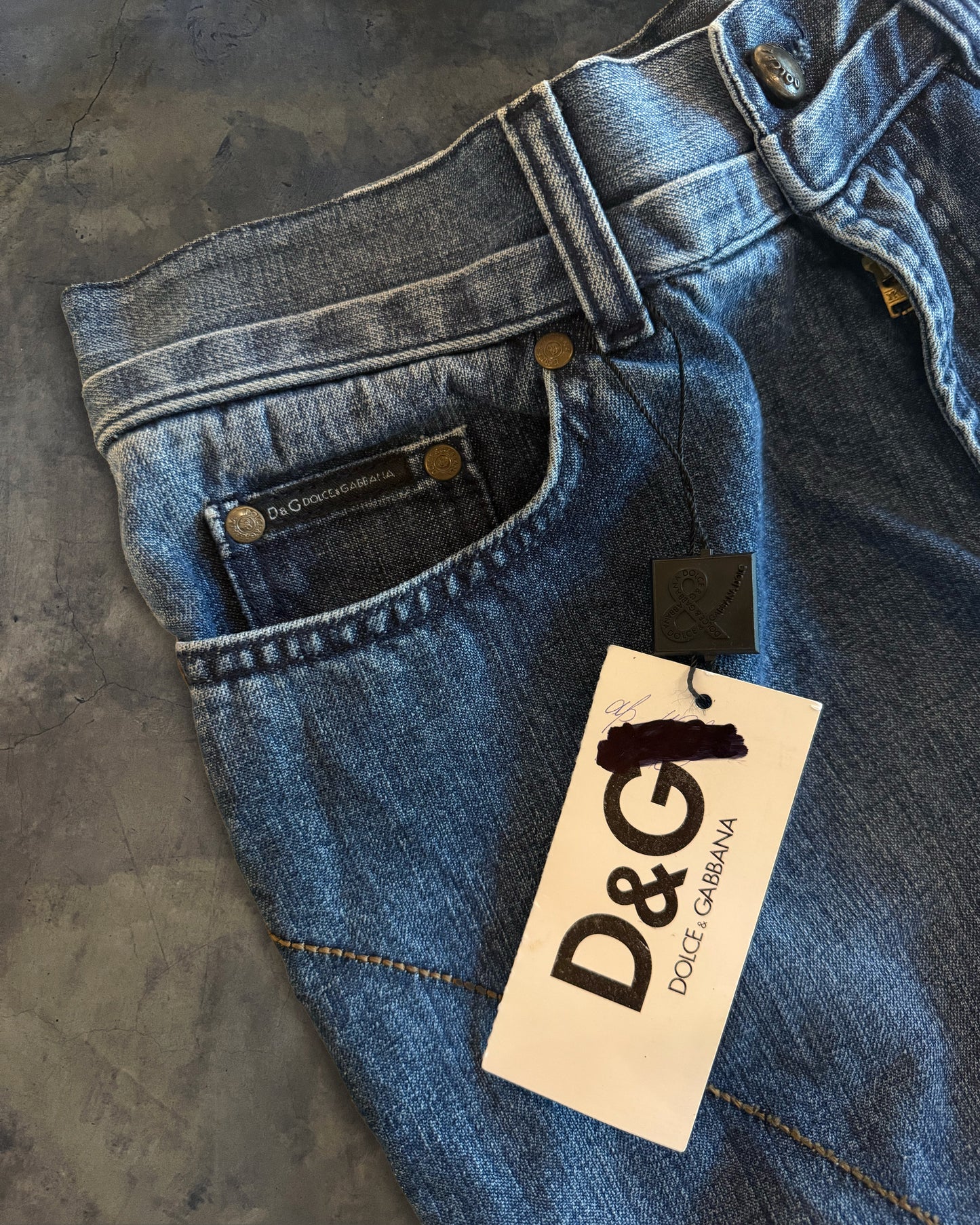 DOLCE GABBANA KNEE PATCH TWIST DENIM