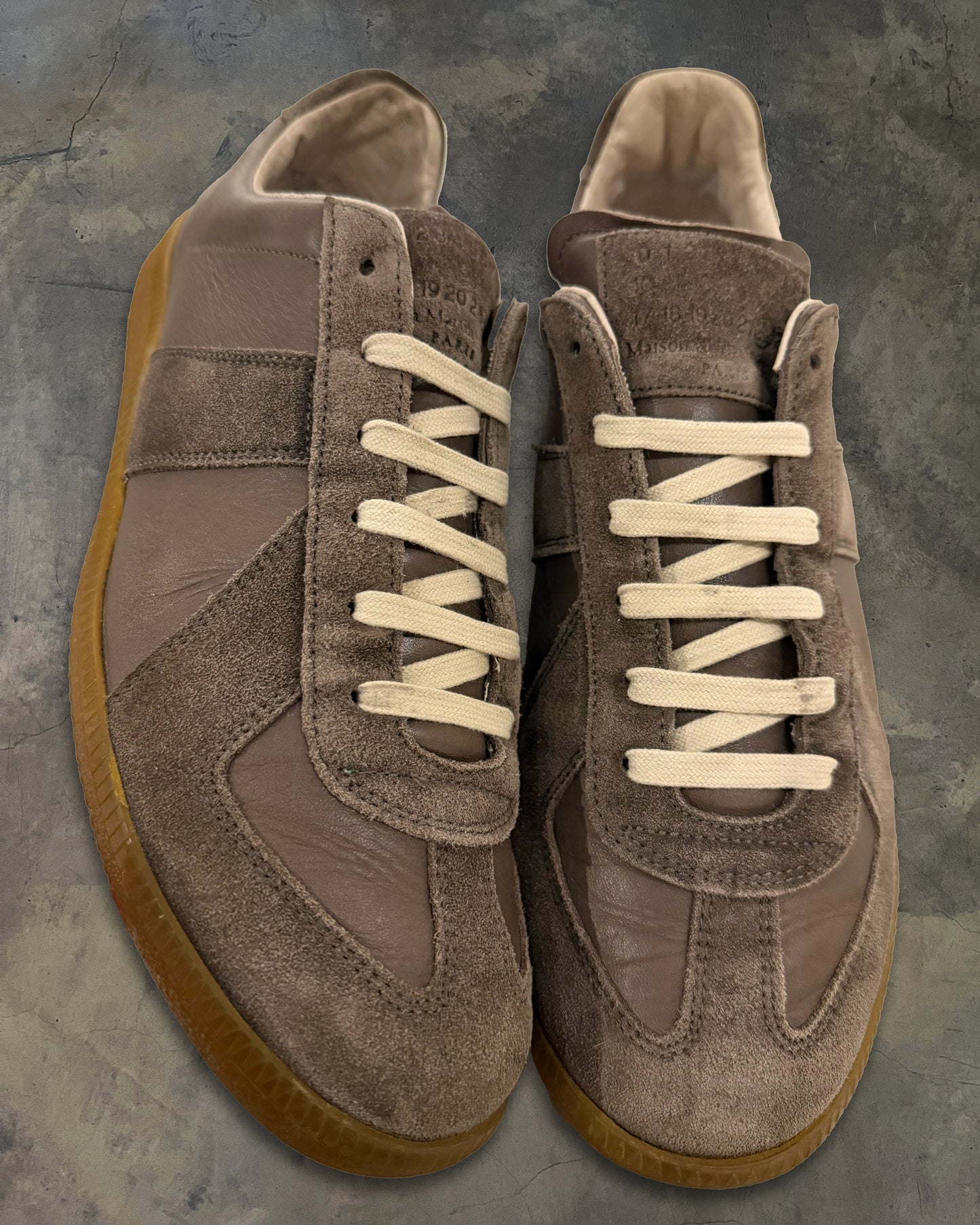 MAISON MARGIELA GAT DUST 42