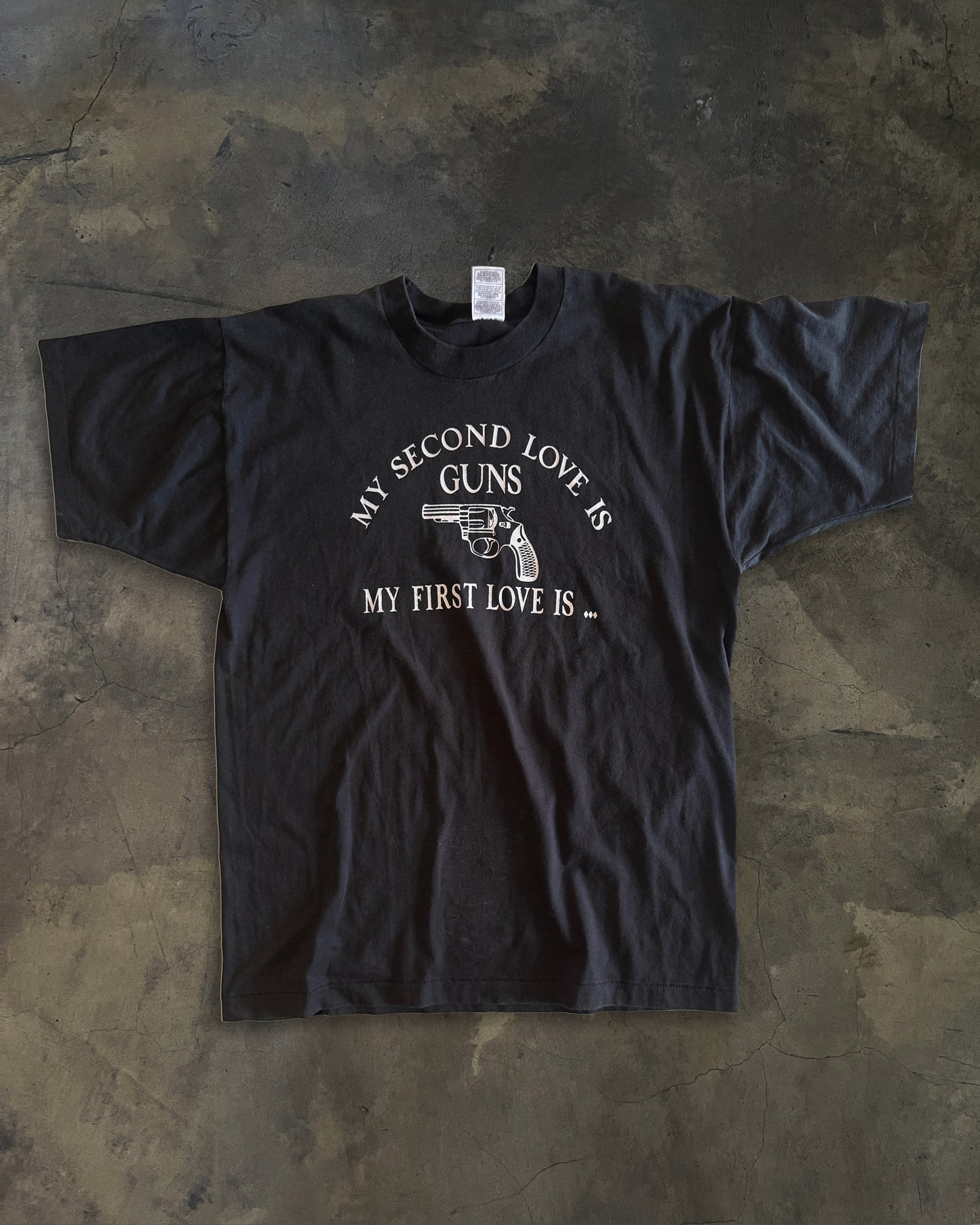 90's MY SECOND LOVE IS GUNS TEE