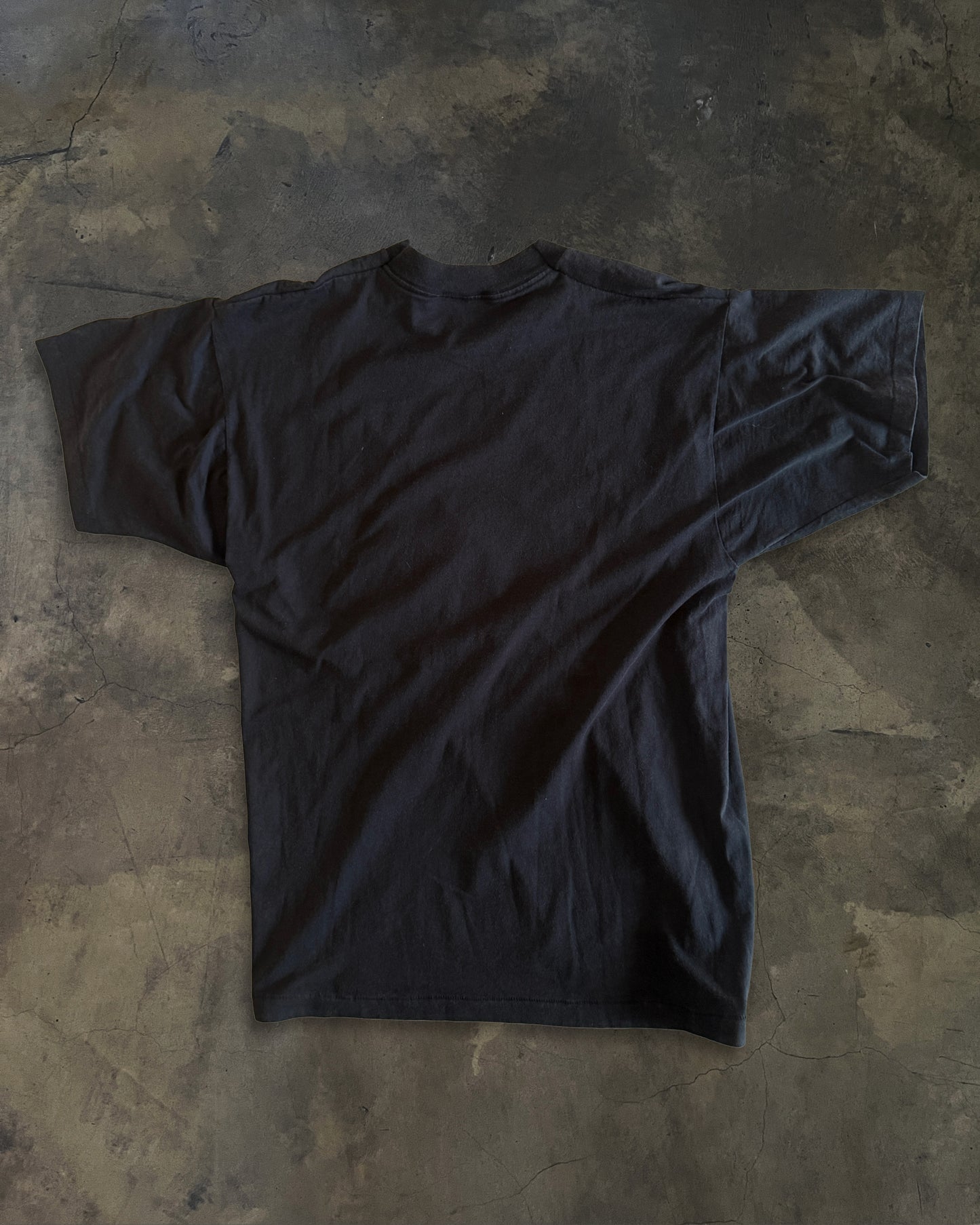 90's MY SECOND LOVE IS GUNS TEE