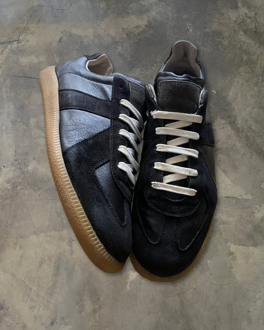 MAISON MARGIELA BLACK GAT 43